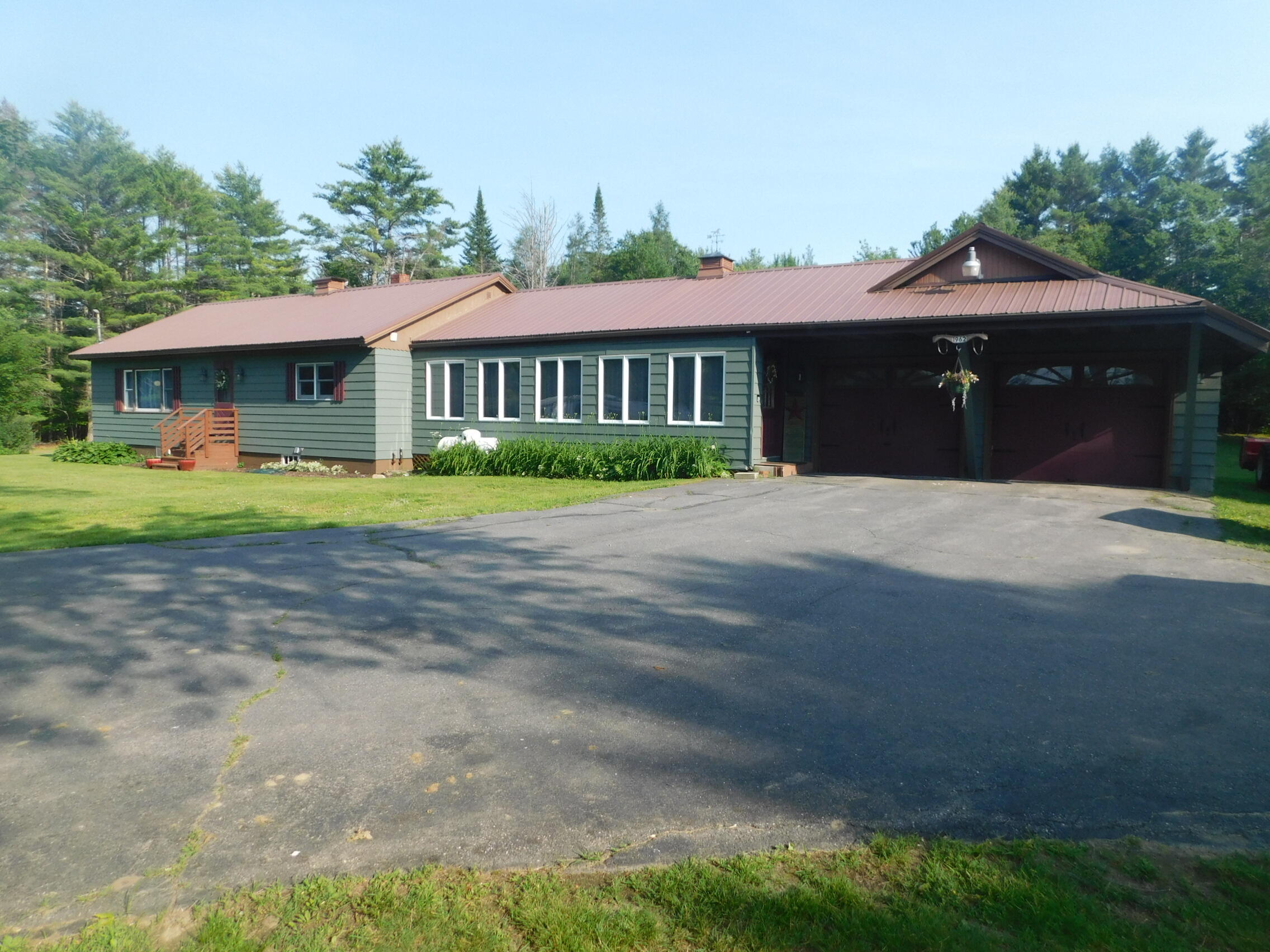 411 White School House Road — photo