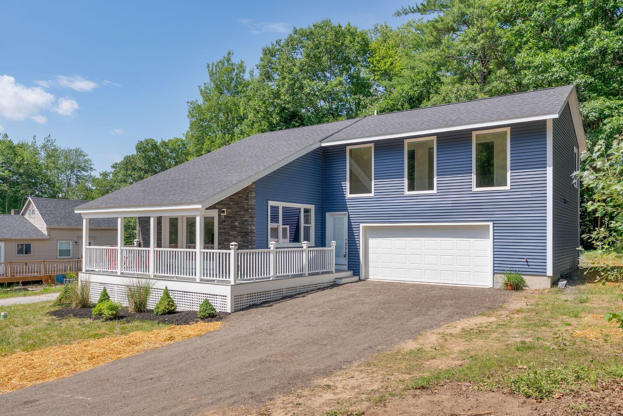 28 Douglas Street — photo