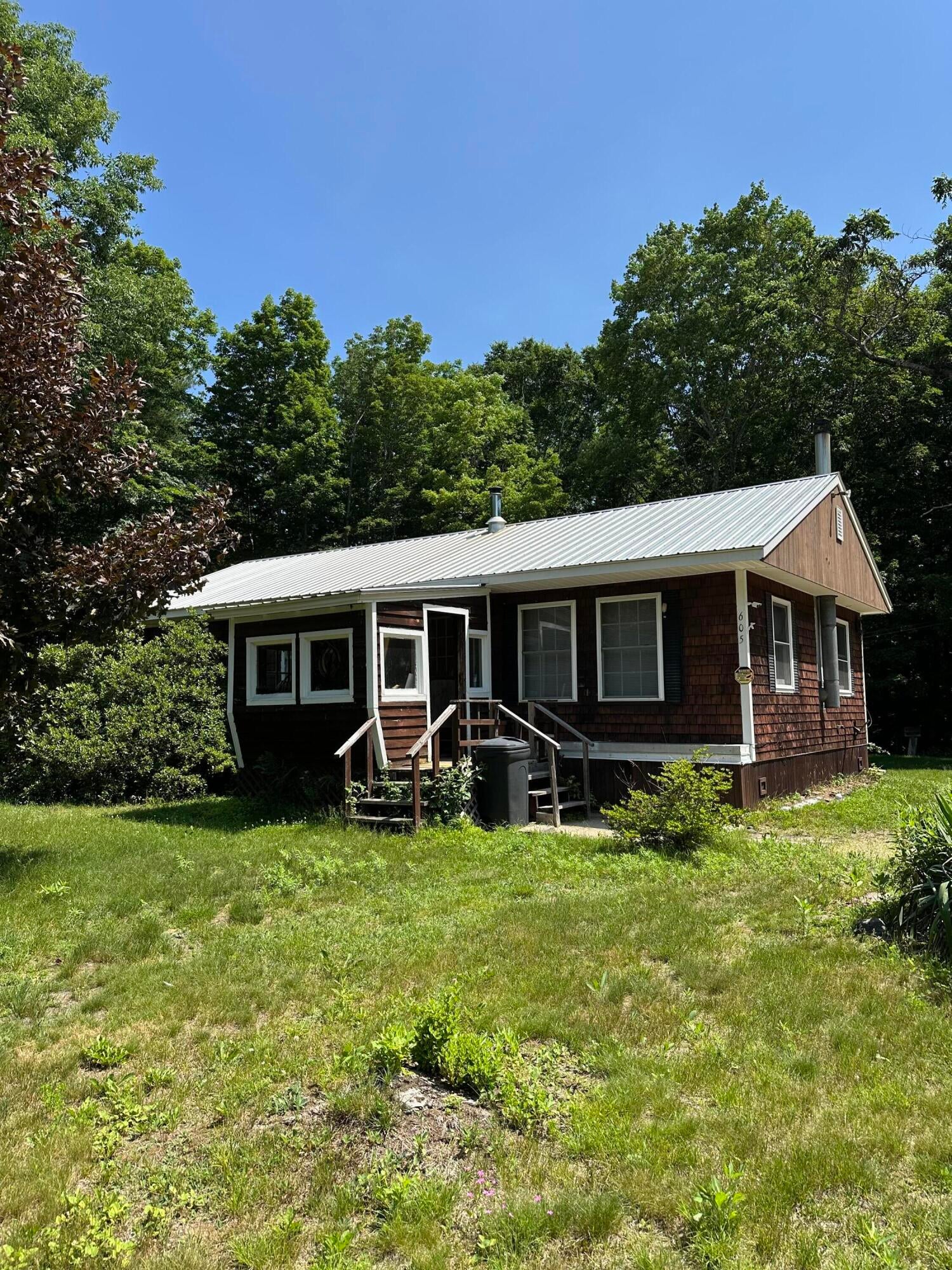 605 E Jay Road — photo