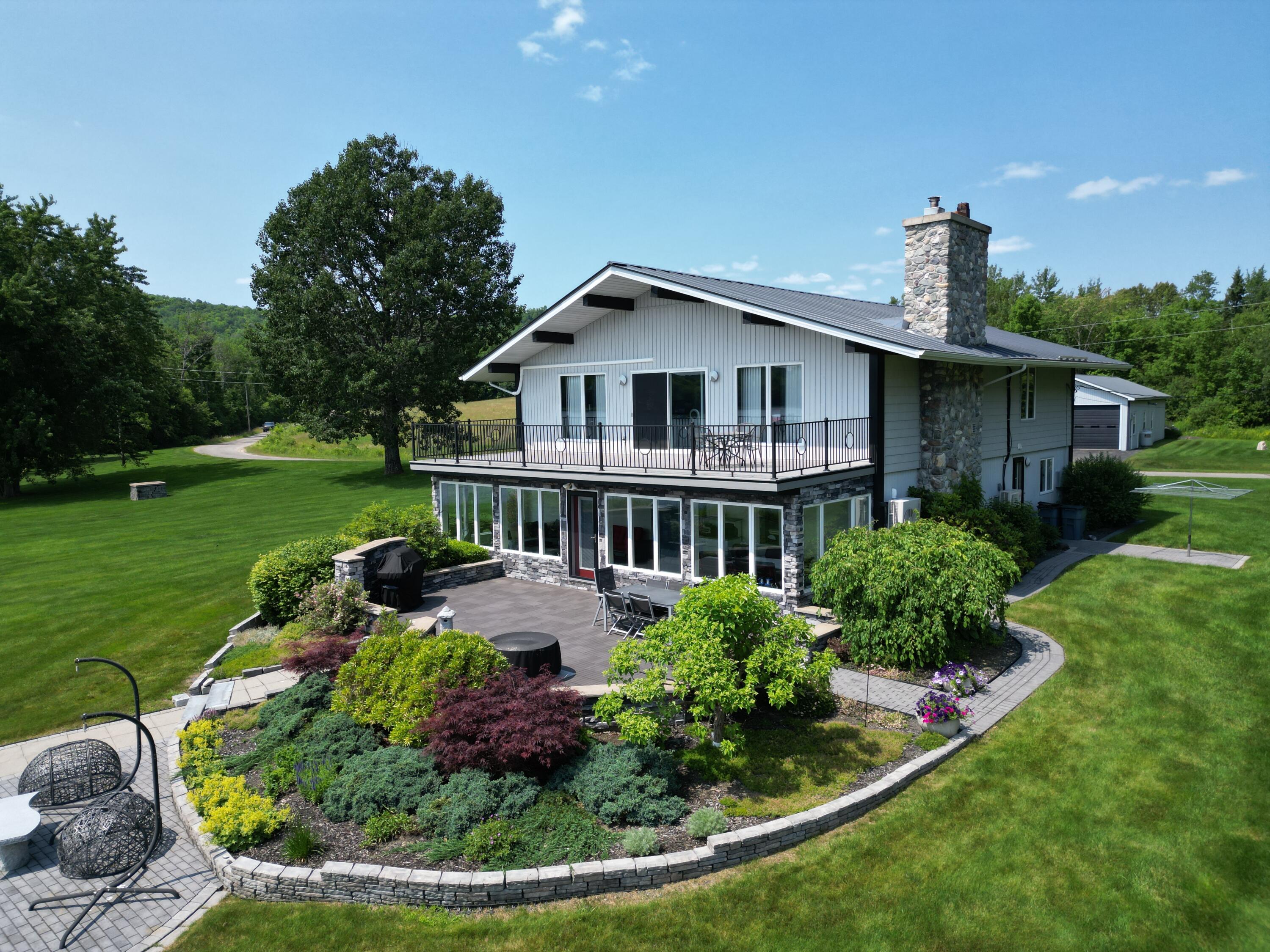125 Beaver Dam Point Road — photo