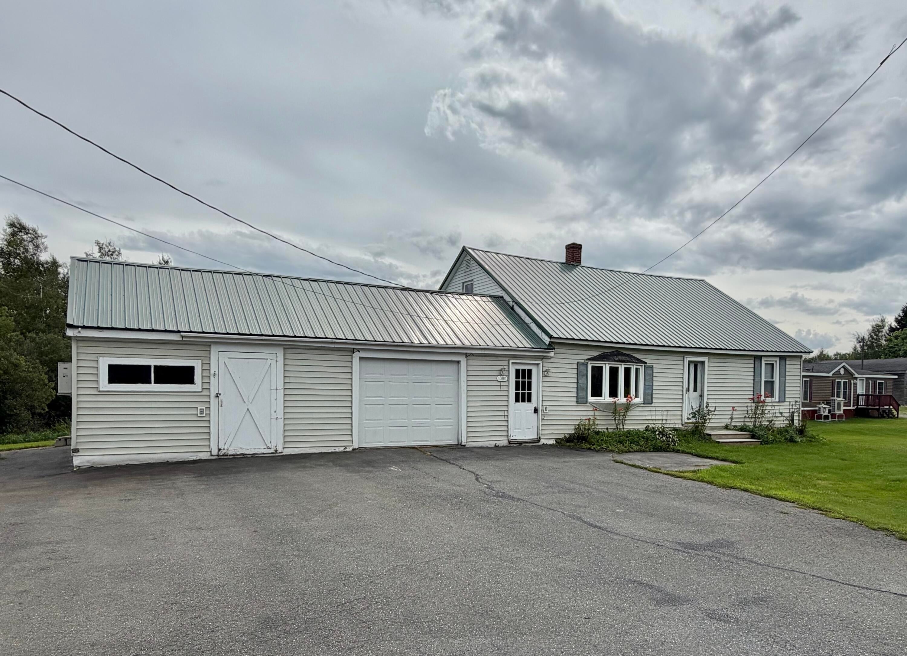 1080 New Sweden Road — photo