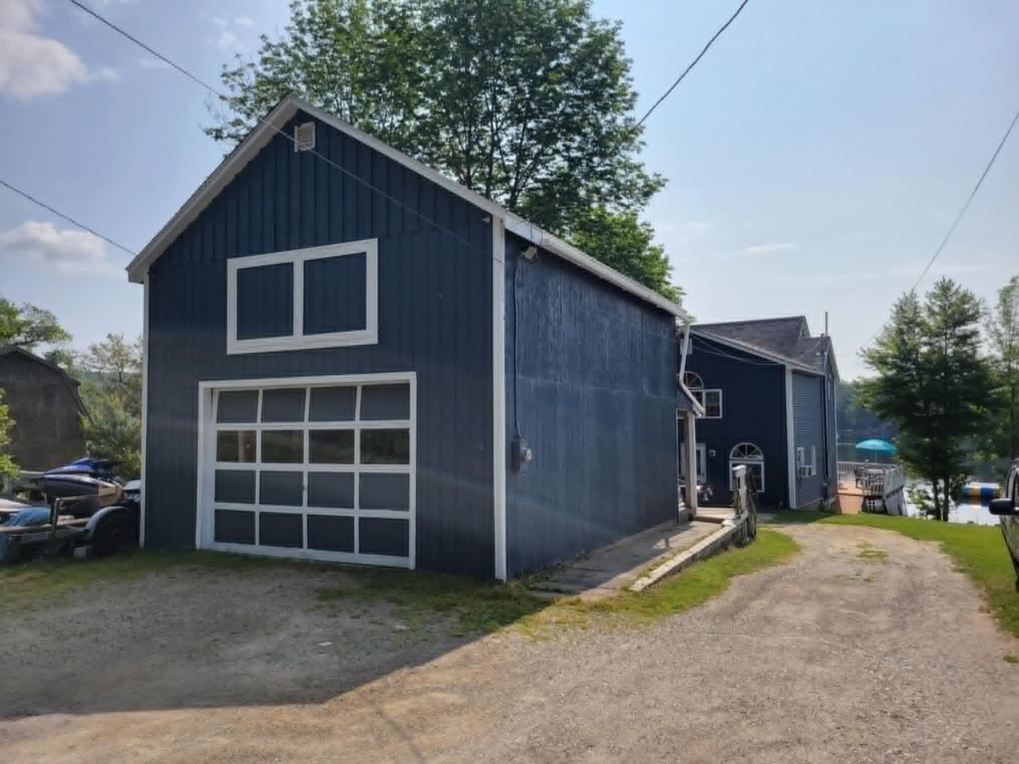 900 Brewer Lake Road — photo