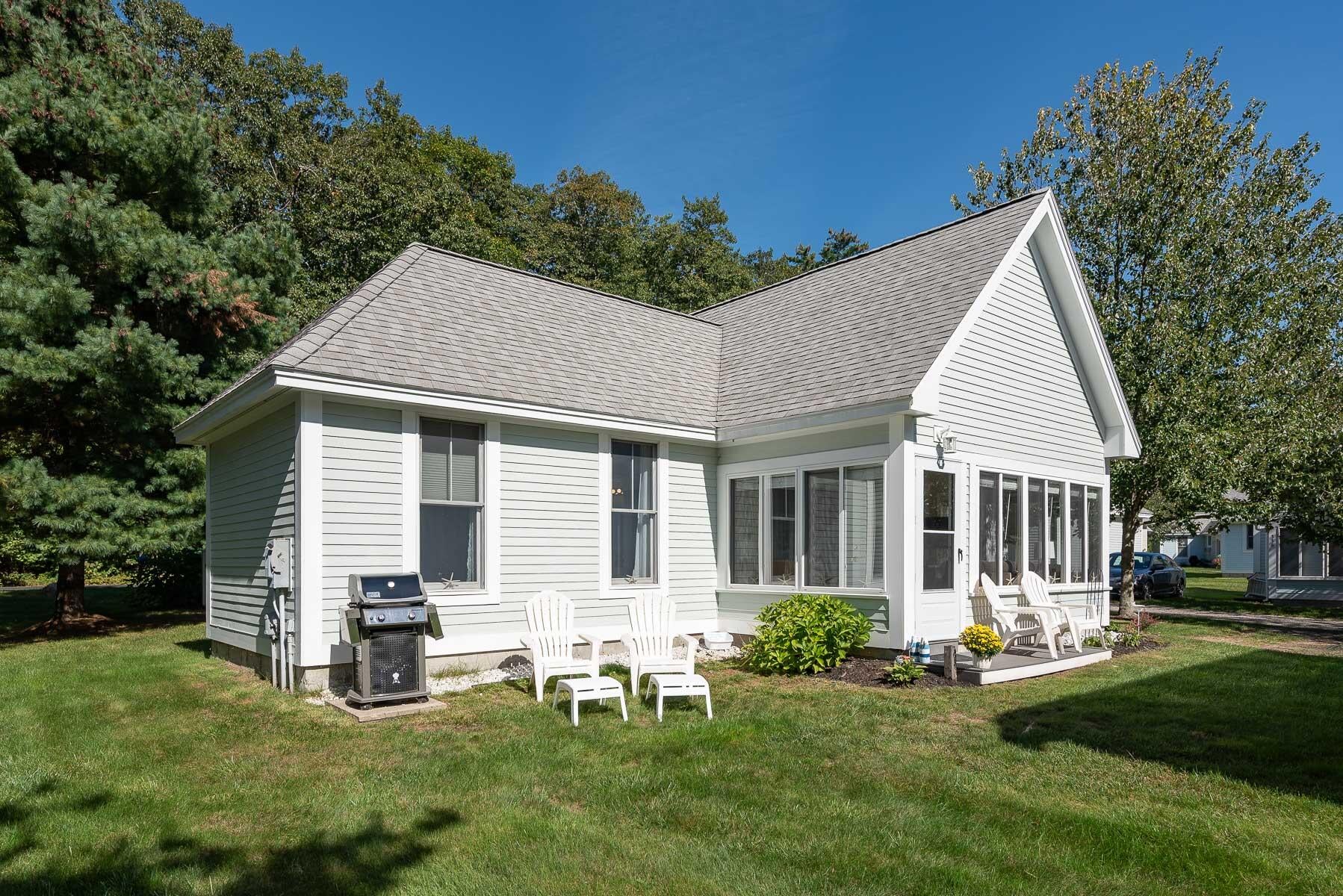 454 Post Road 331 — photo