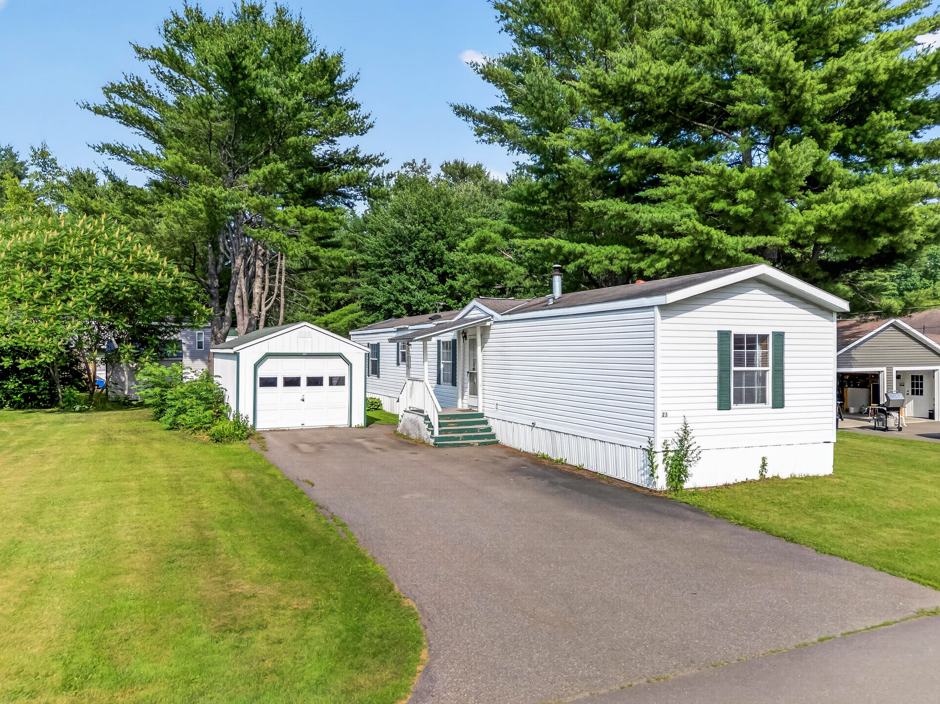 23 Karen Street — photo