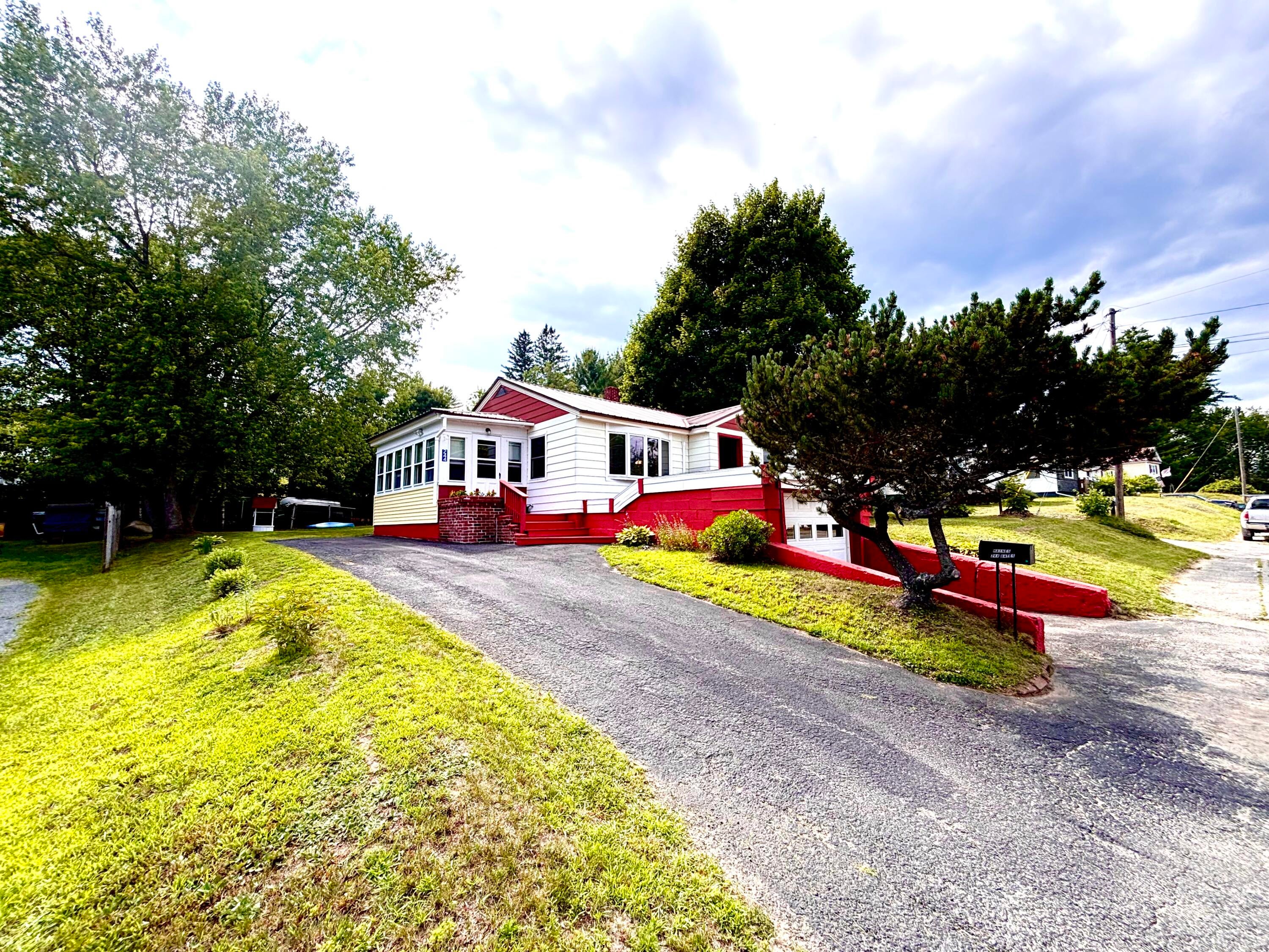 244 Bates Street, Millinocket, ME 04462 — photo 2