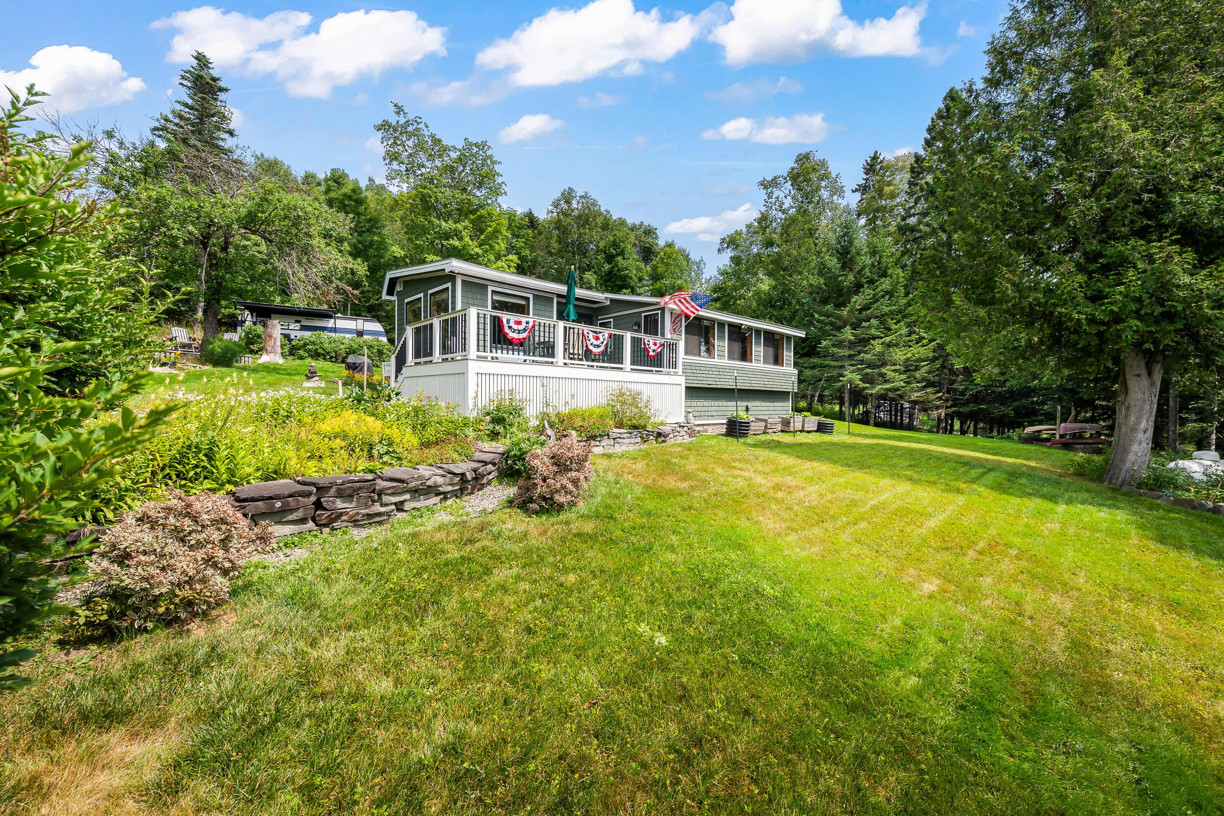 2 Lynn Way — photo