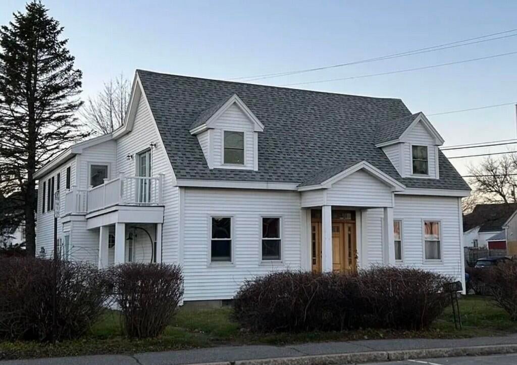 232 Main Street — photo