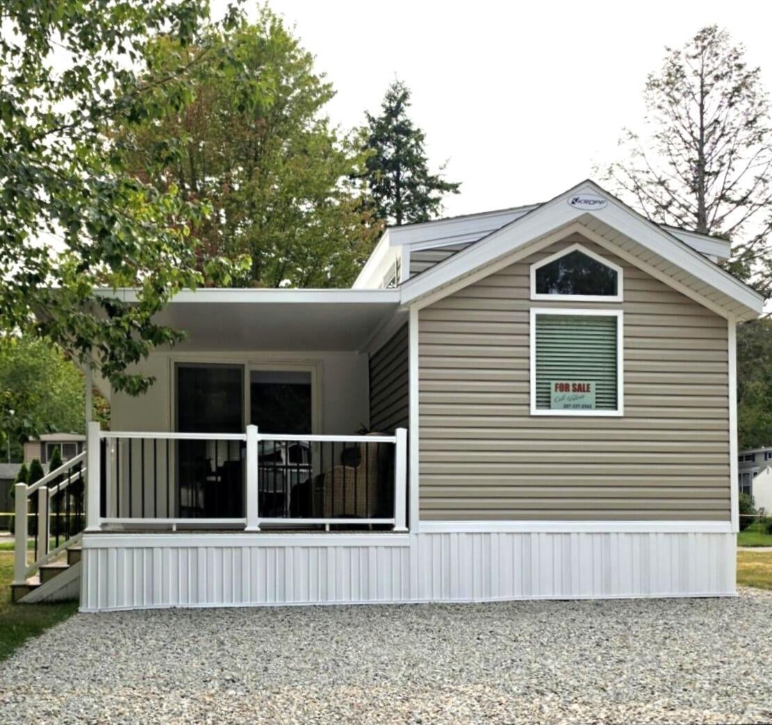 27 Go Camping Way 237 — photo