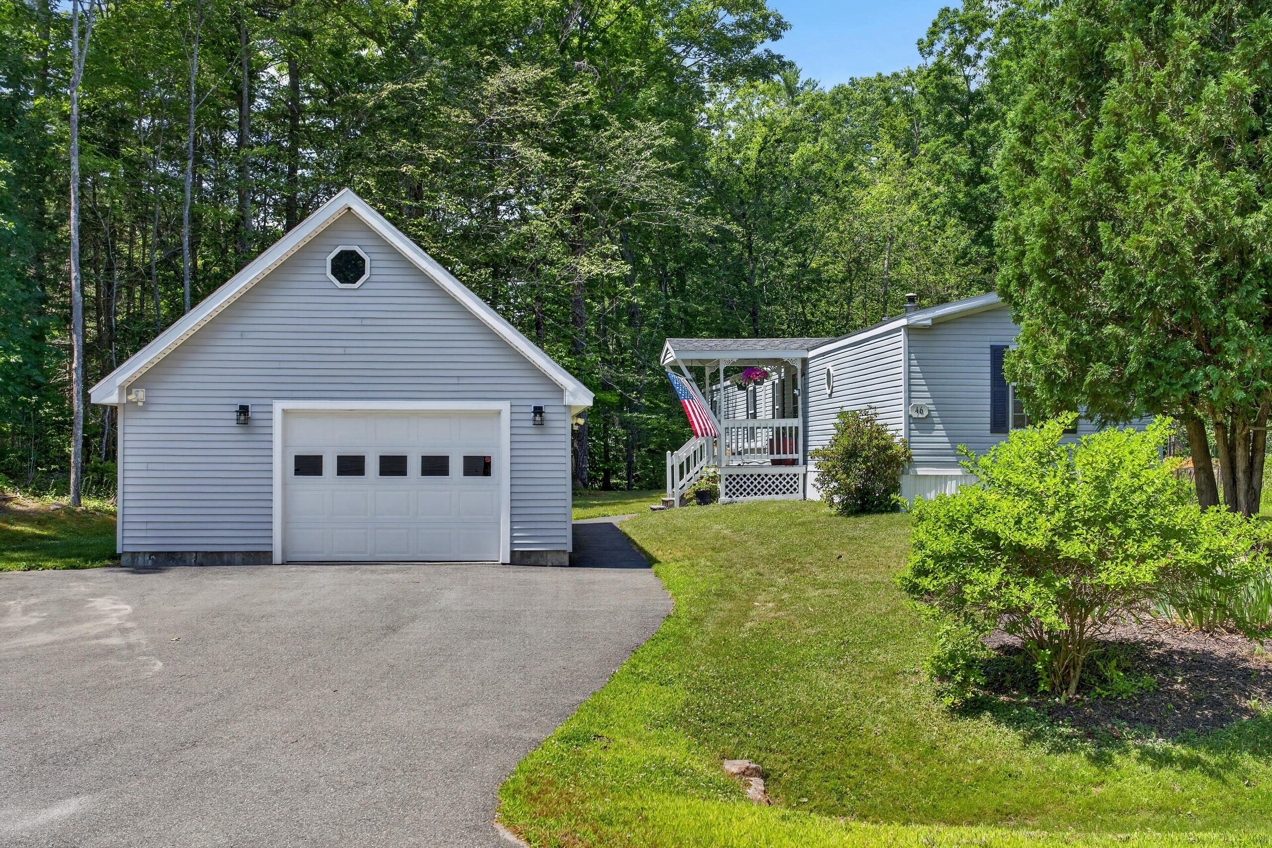 46 Stone Oak Drive — photo