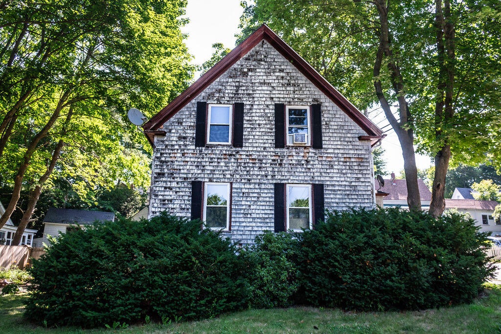 75 Richardson Street — photo