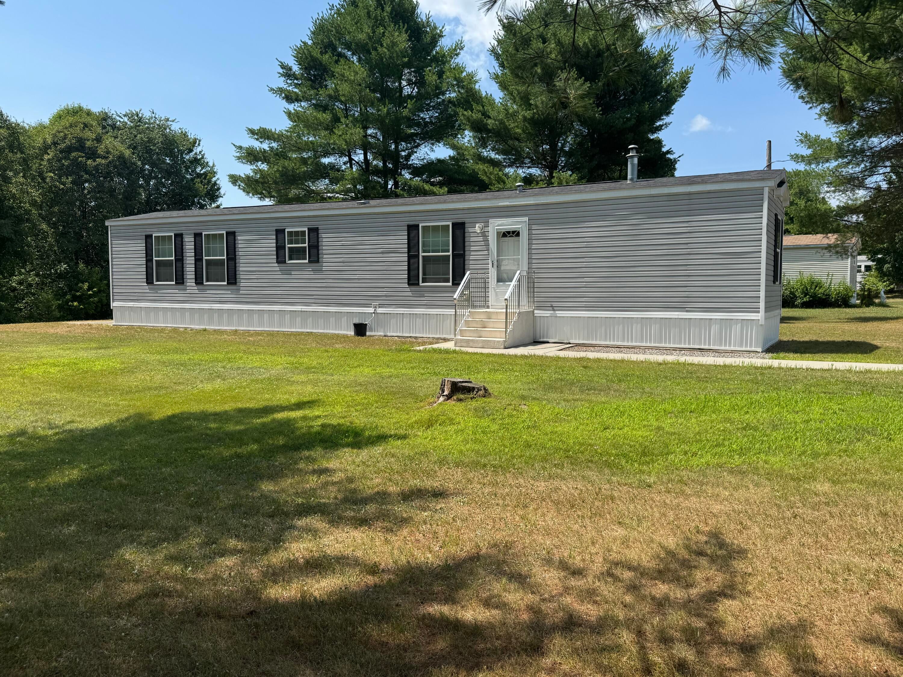 84 Pleasant Hill Road — photo