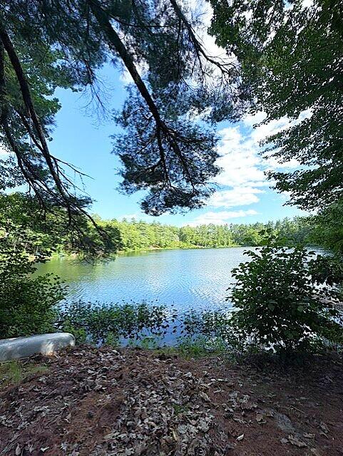 555 Townhouse Road — photo