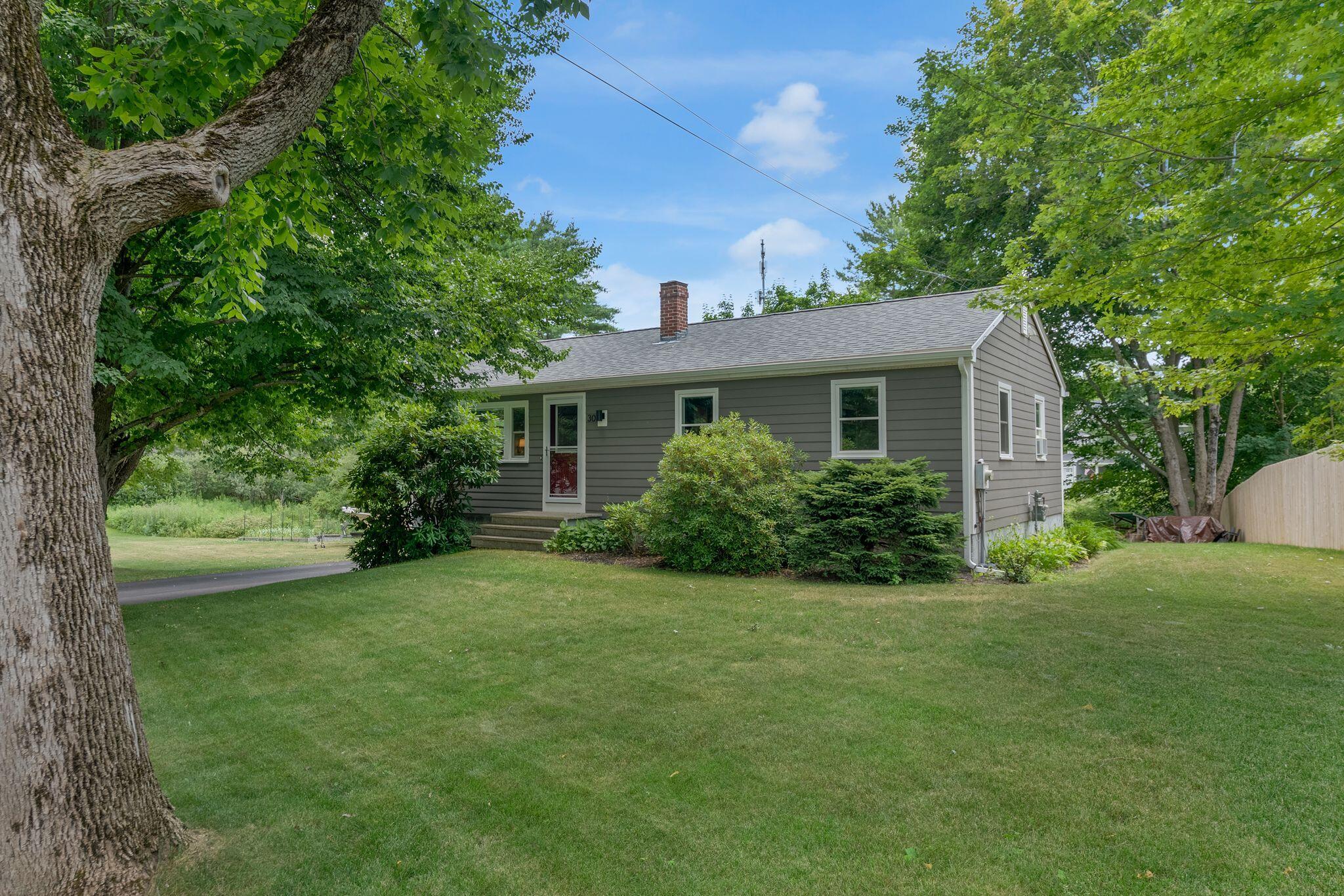 30 Melissa Drive — photo