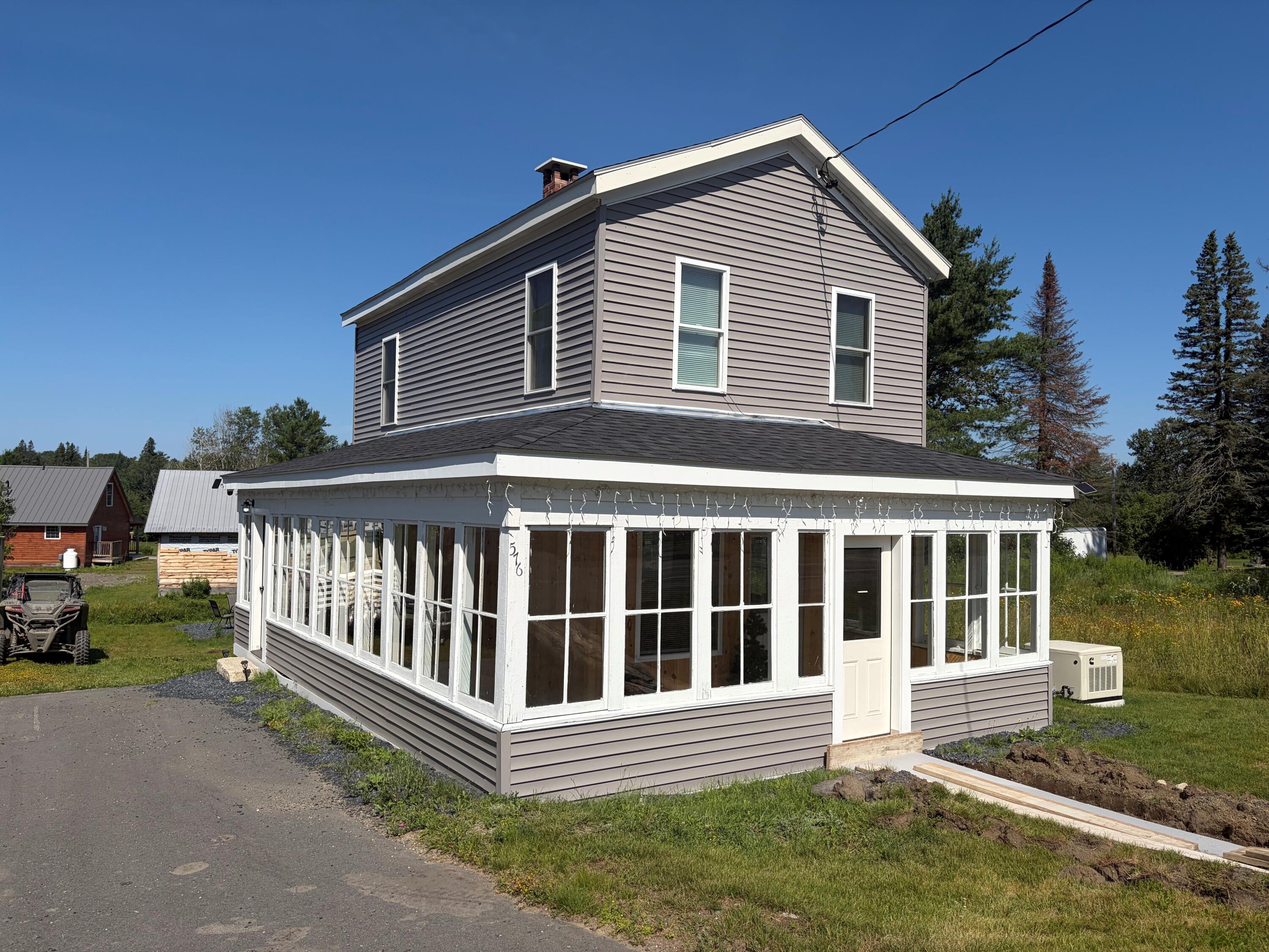 576 Main Street — photo