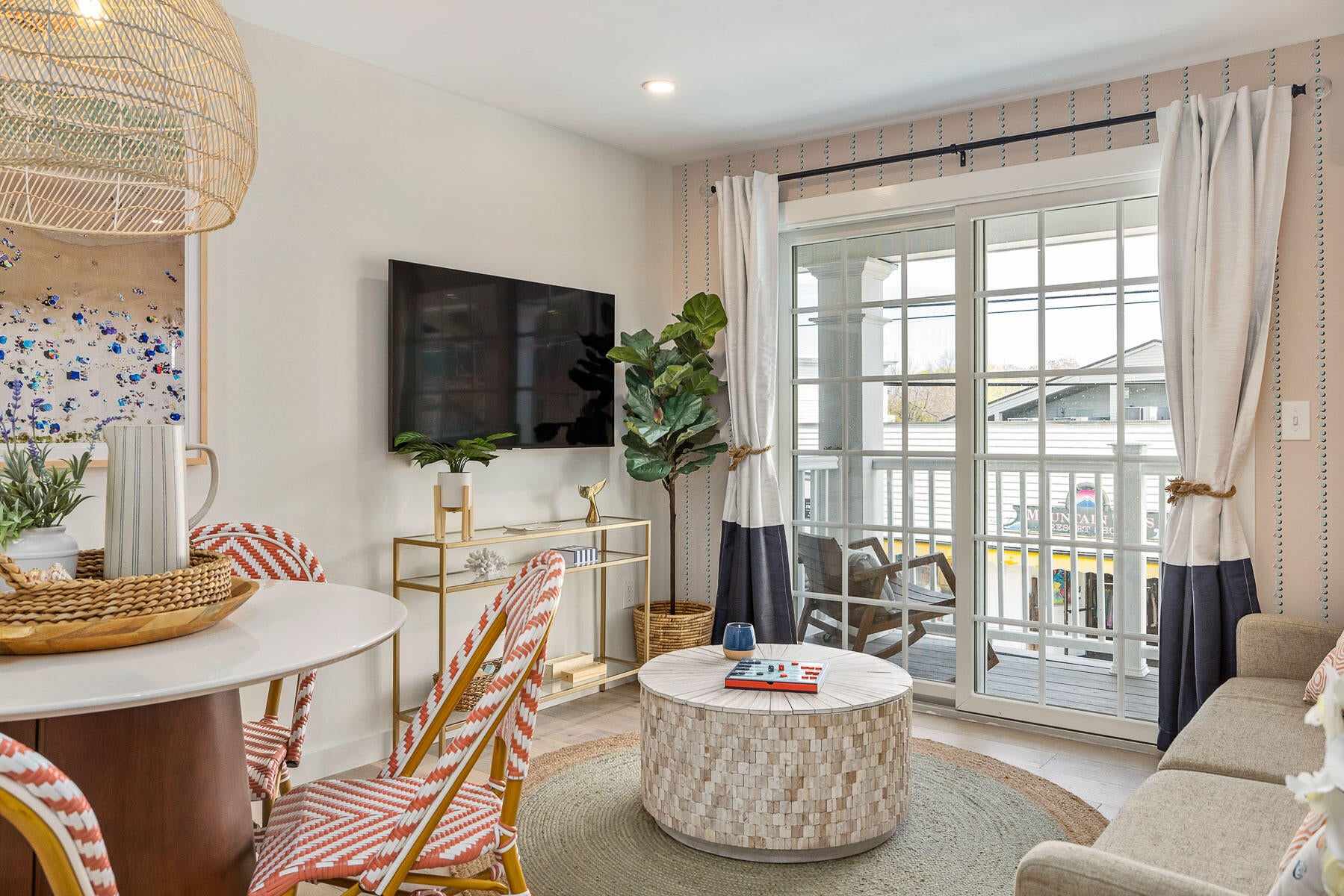 20 Shore Road 2D — photo