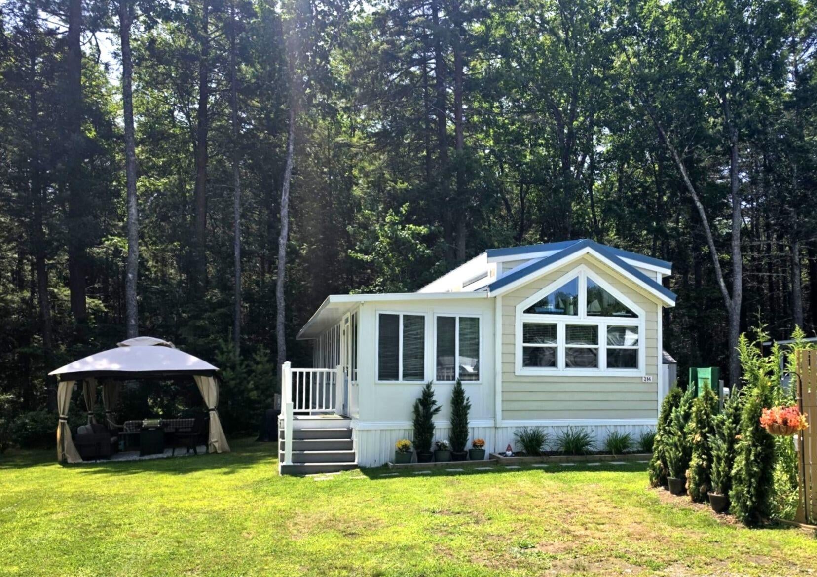430 Post Road 314 — photo