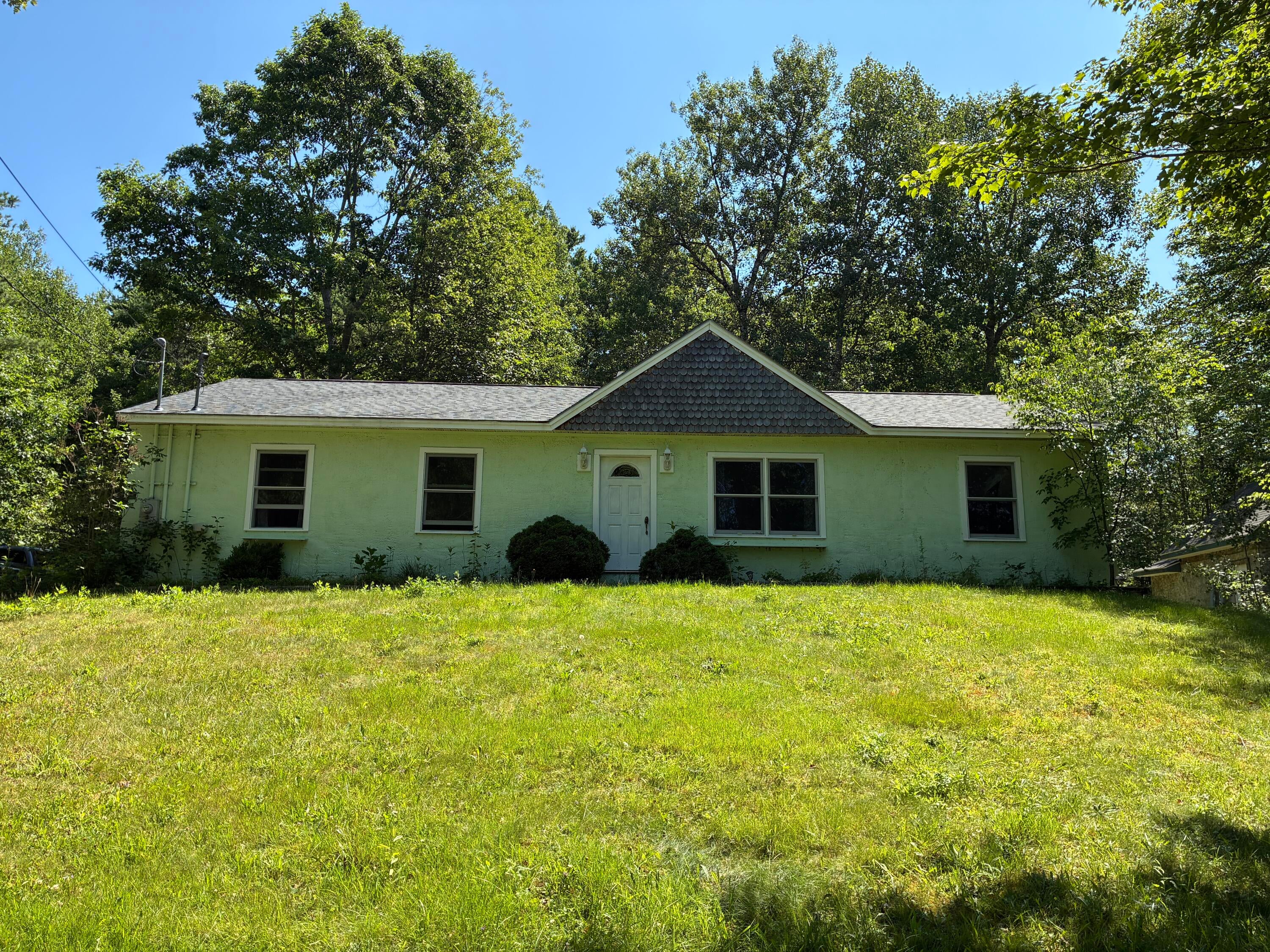 9 Meadow Brook Lane — photo