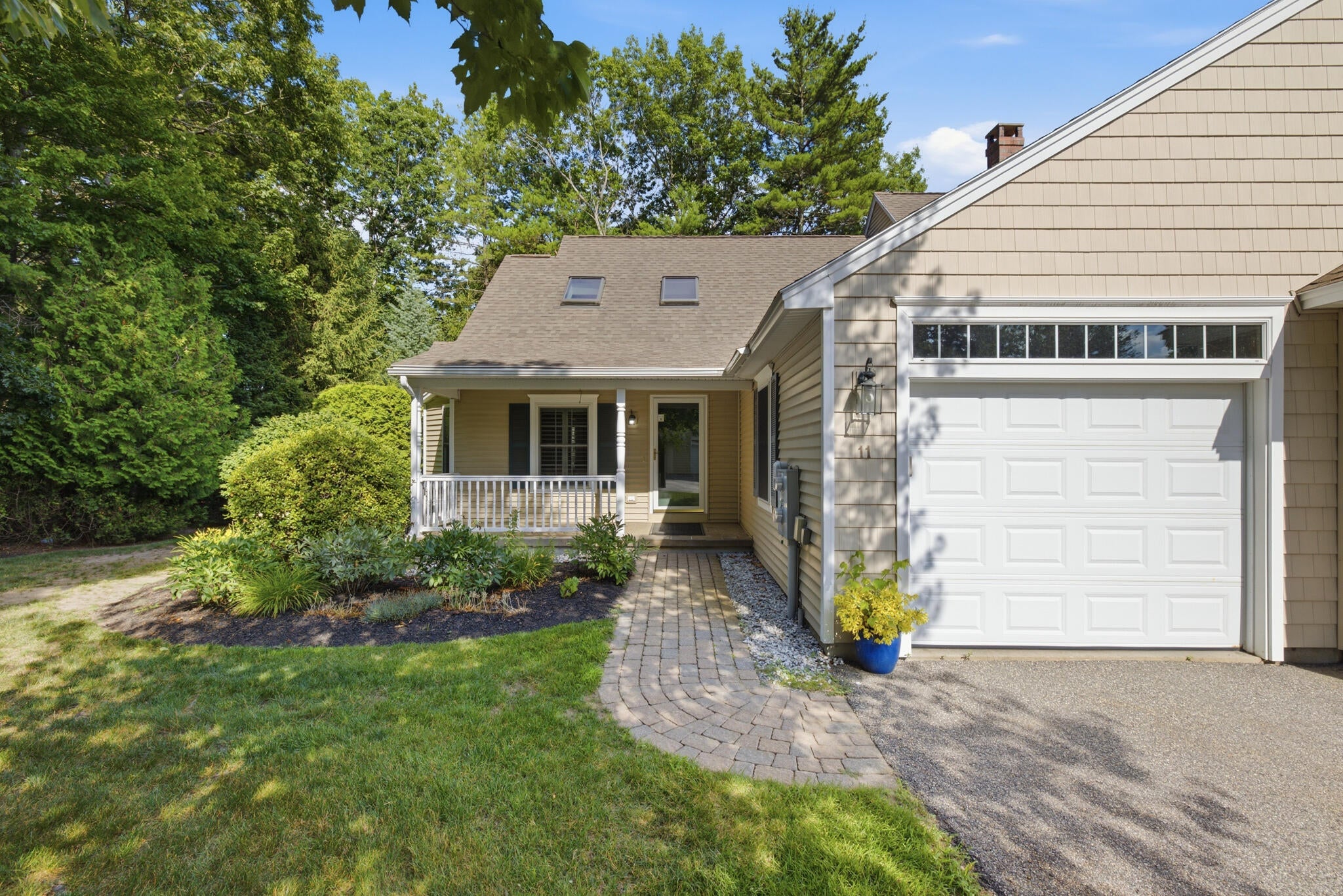 11 Sterling Drive 11 — photo