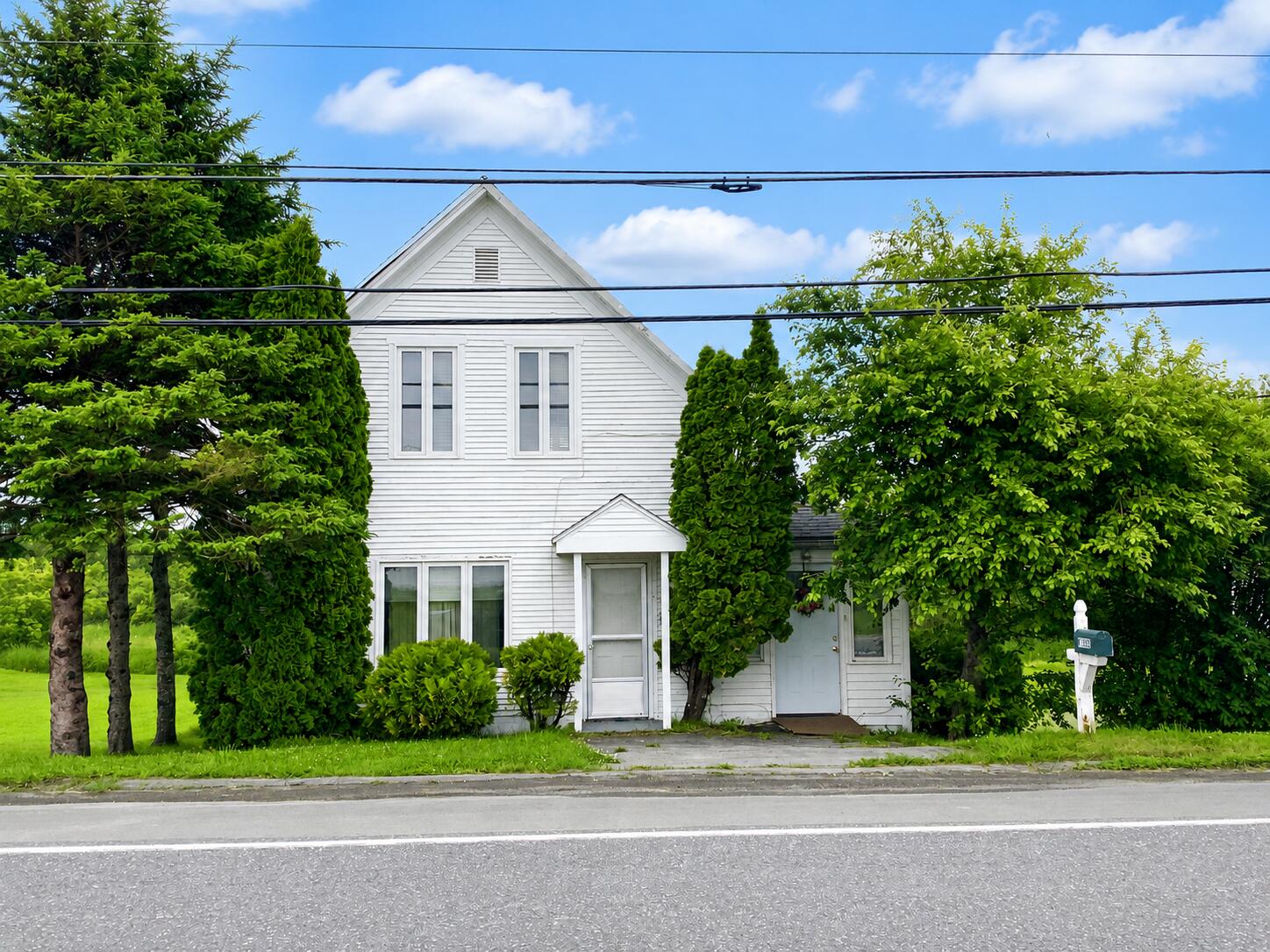 1077 Van Buren Road — photo
