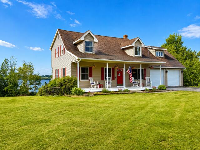 617 Lake Shore Road — photo
