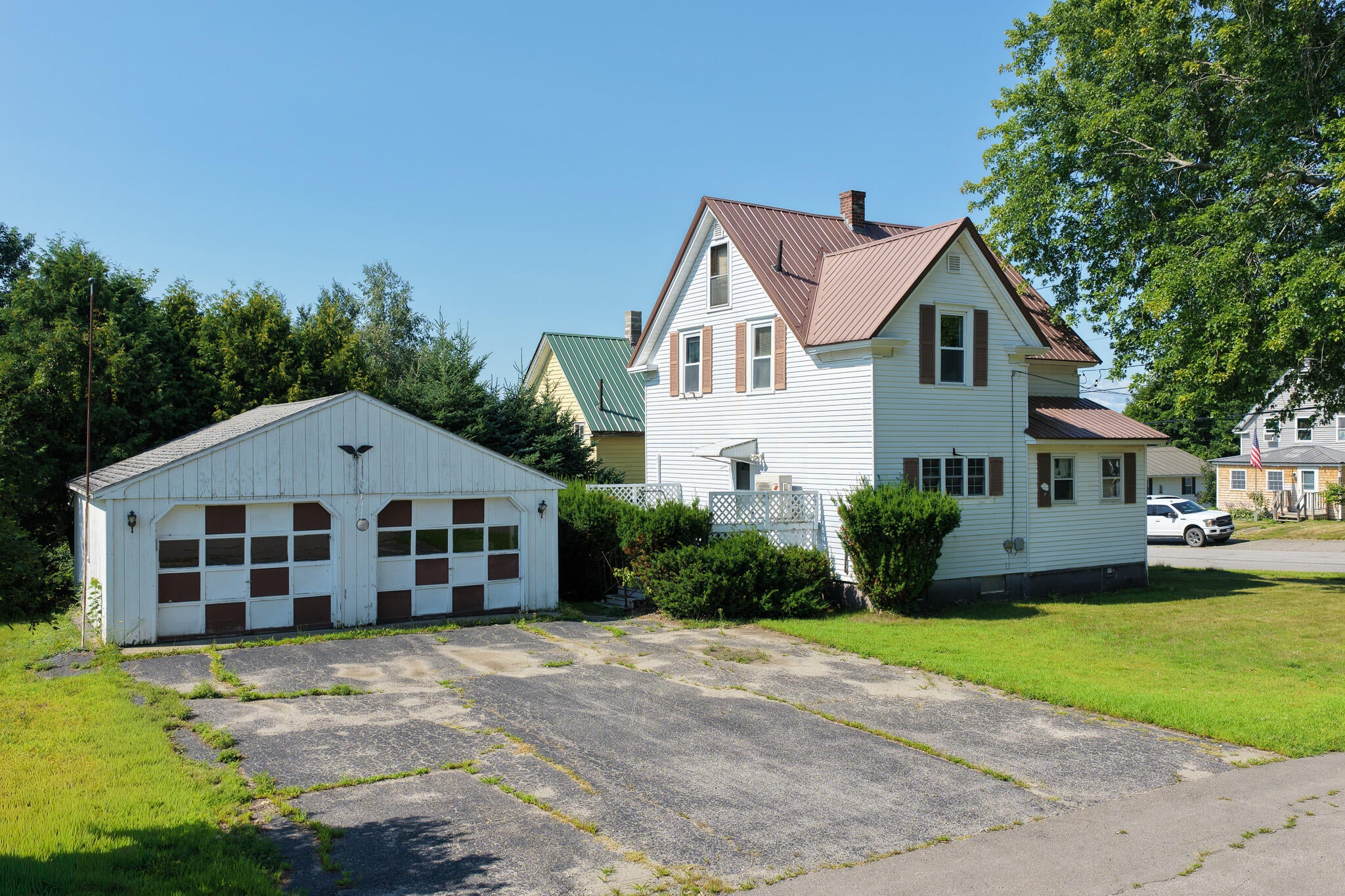 25 Birch Street — photo
