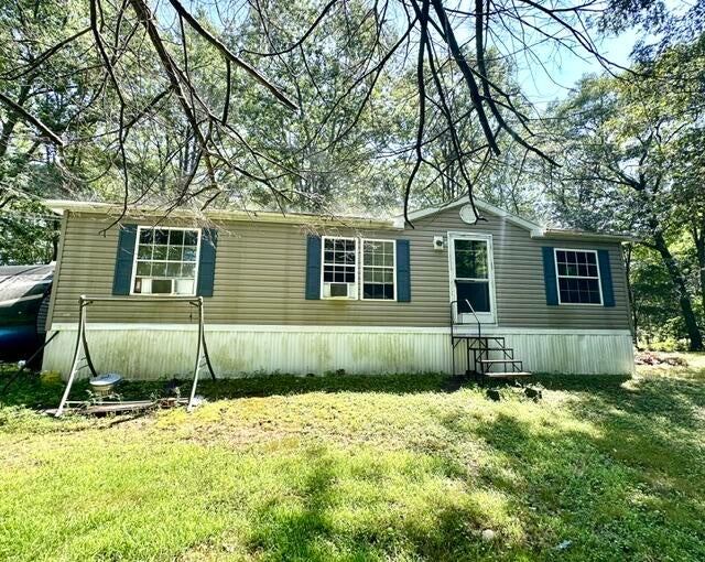 18 English Drive — photo