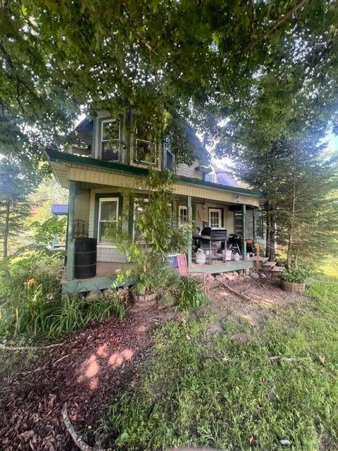 1004 Estabrook Road — photo