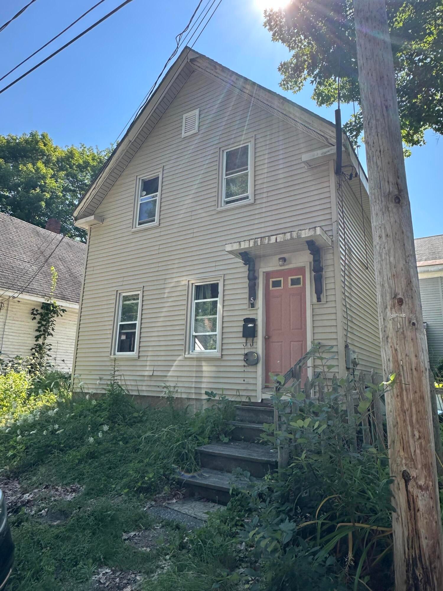 5 Third Street — photo