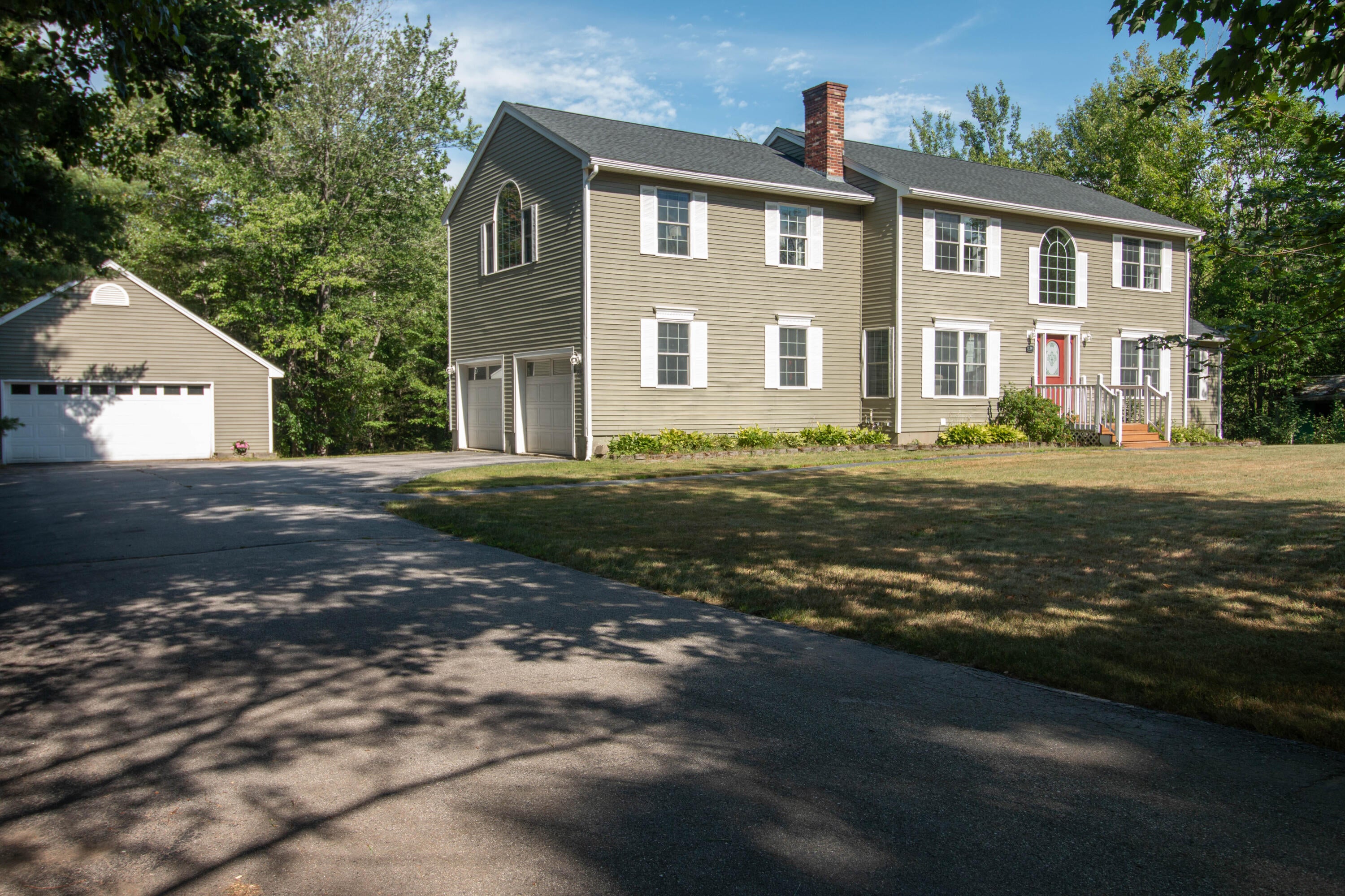 130 Oak Grove Drive — photo
