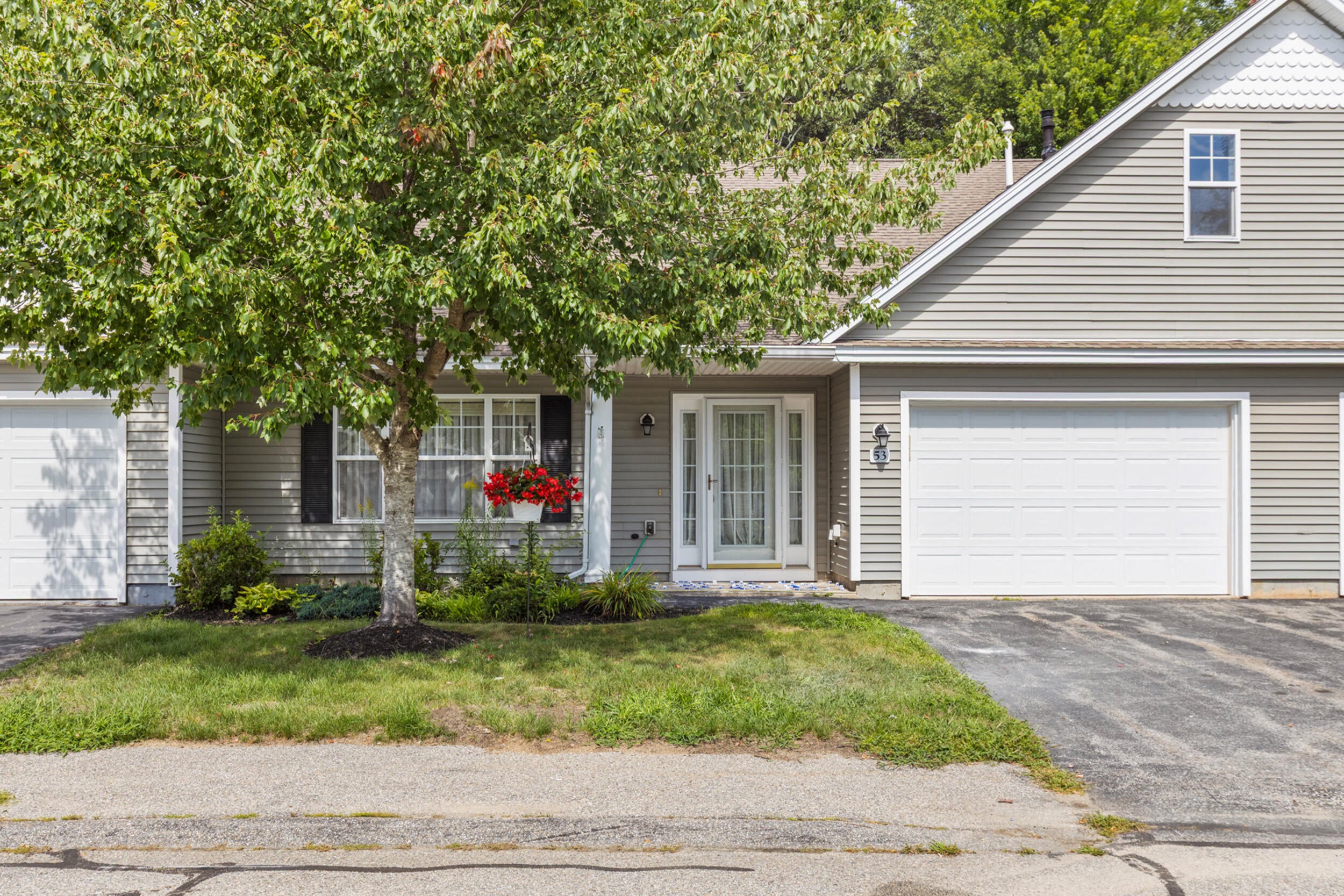 53 Kavanaugh Road 53 — photo