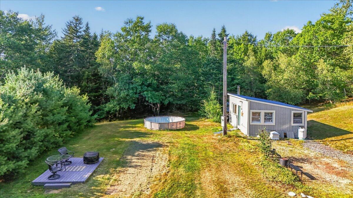 437 Dunbar Road — photo
