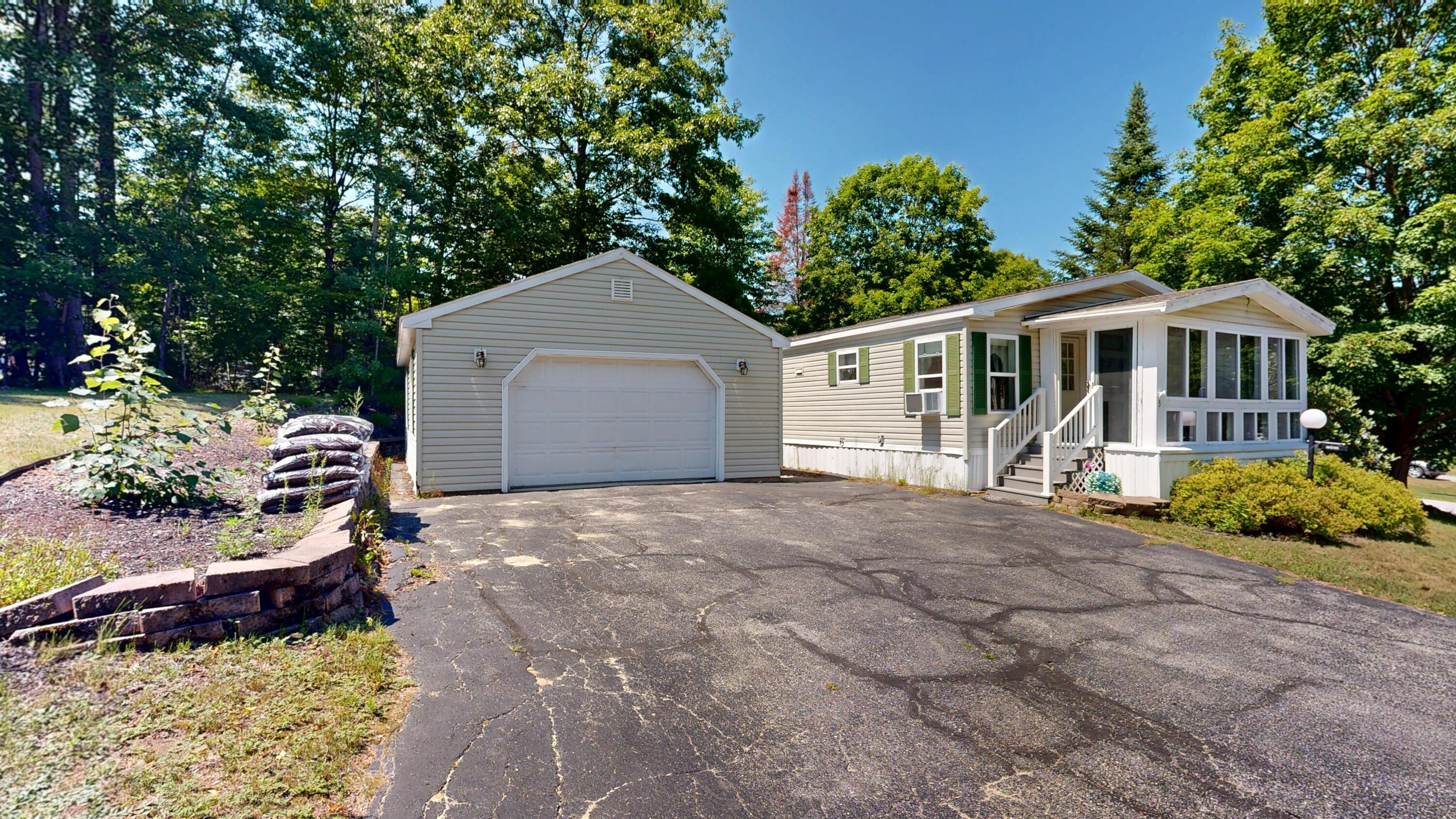 3 Meadow Drive — photo