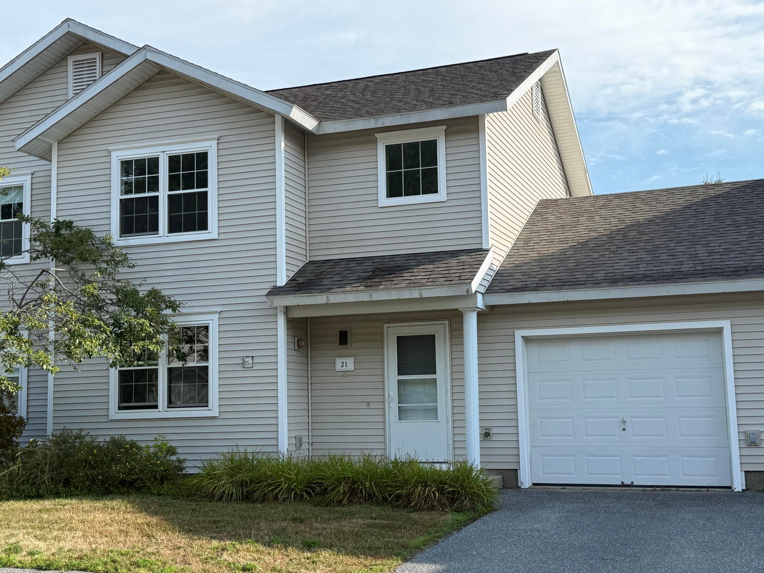 21 Guadalcanal Drive 21 — photo