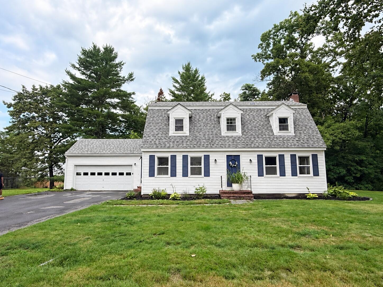 11 Eaton Drive — photo
