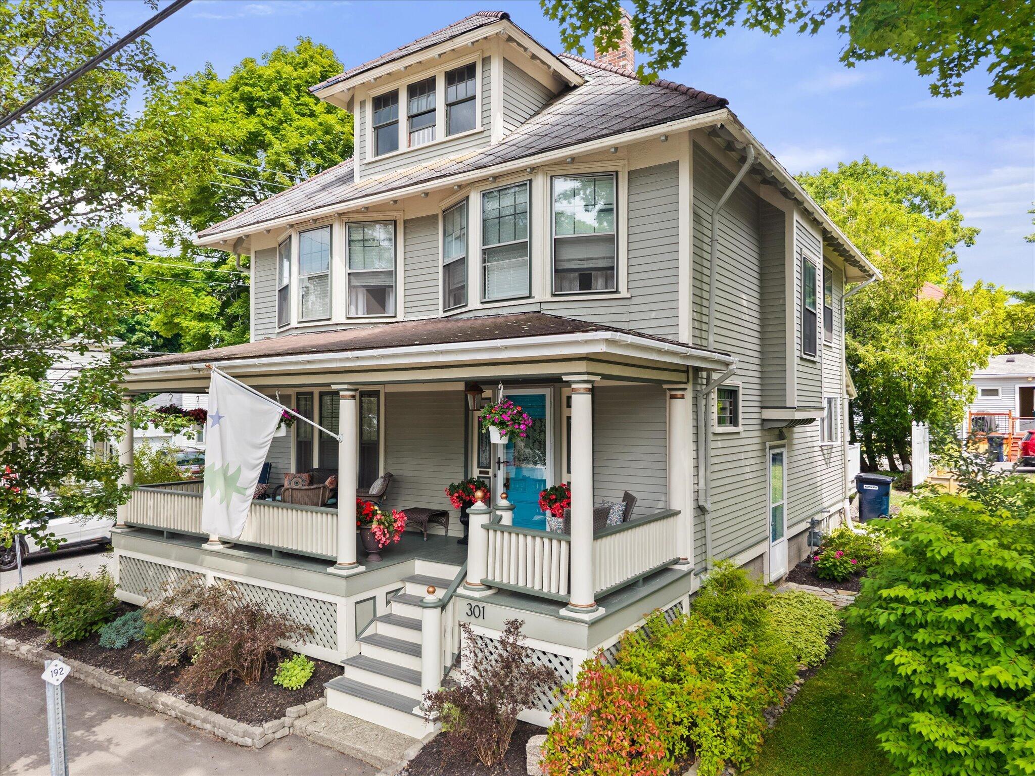 301 French Street — photo