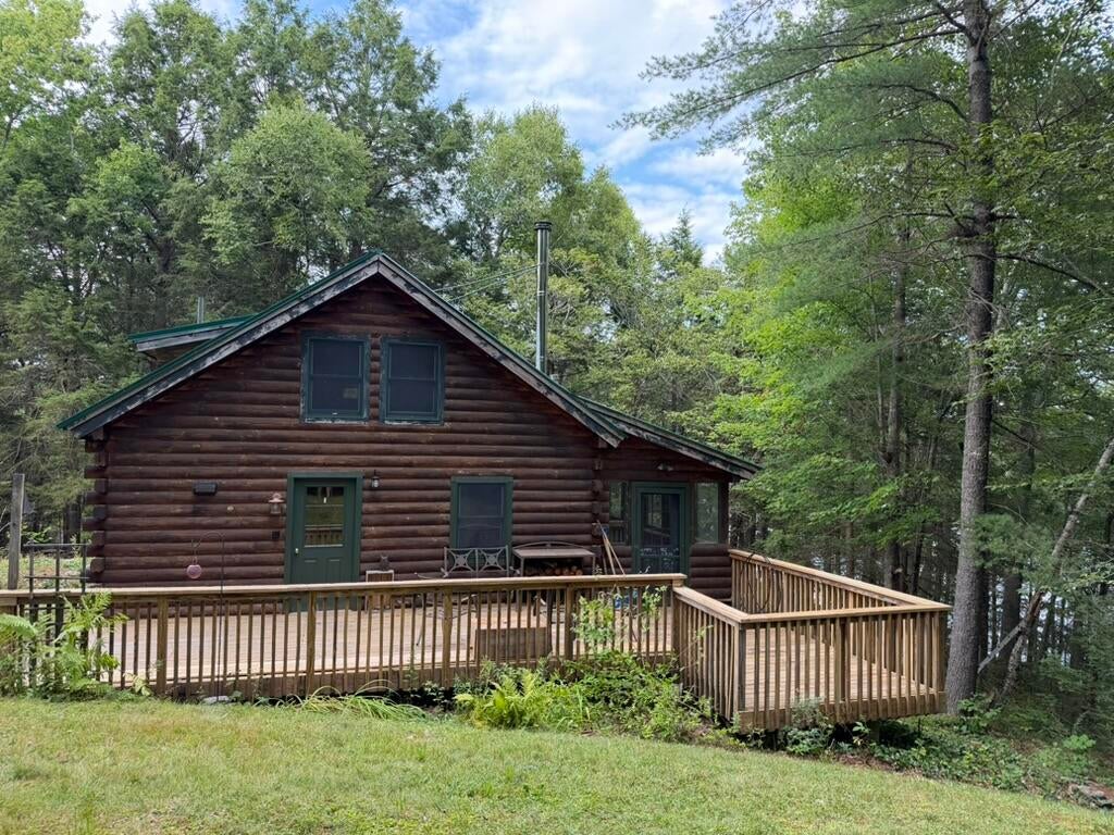 27 Lakeview Drive — photo