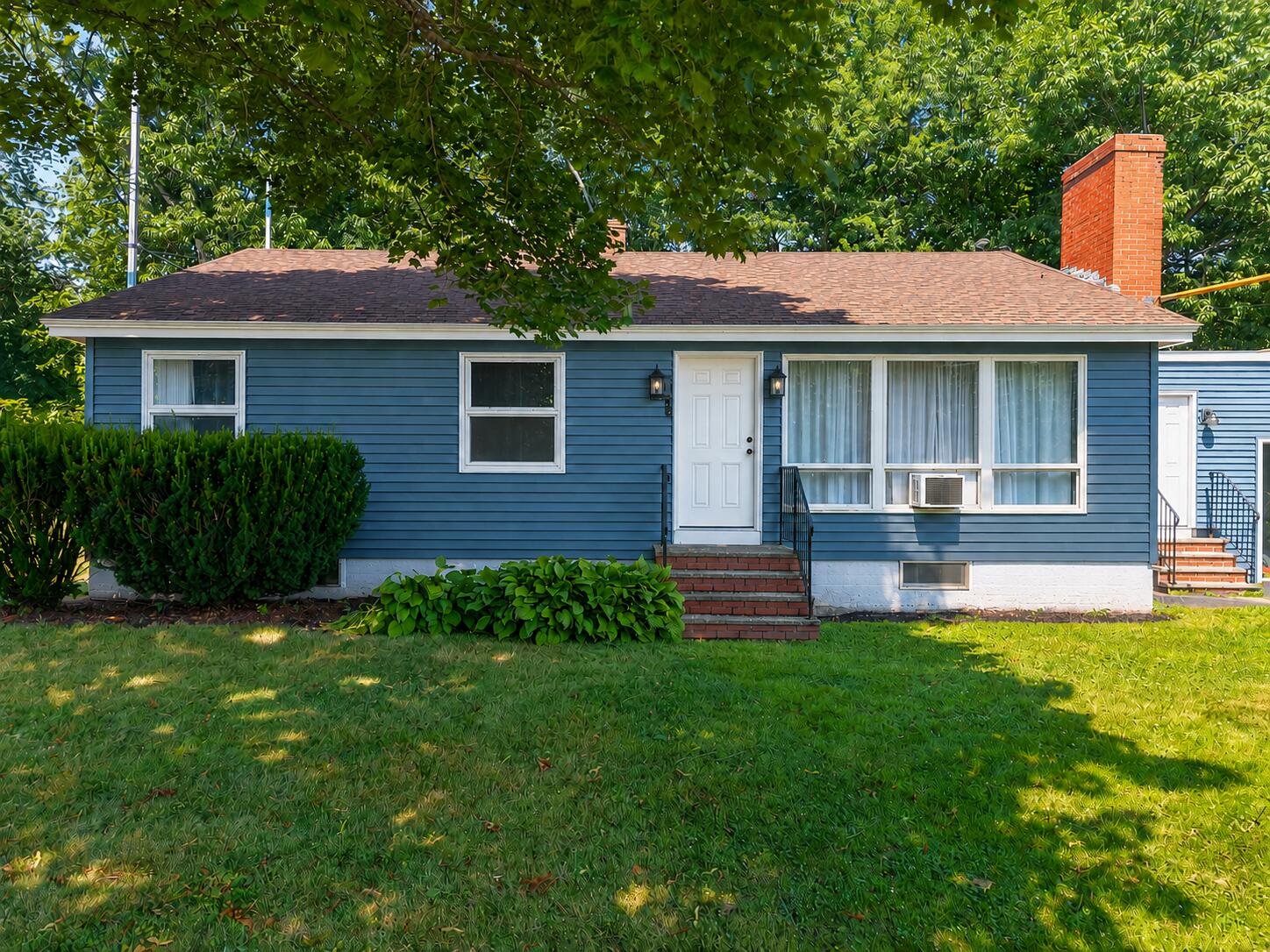 176 Harvard Street — photo