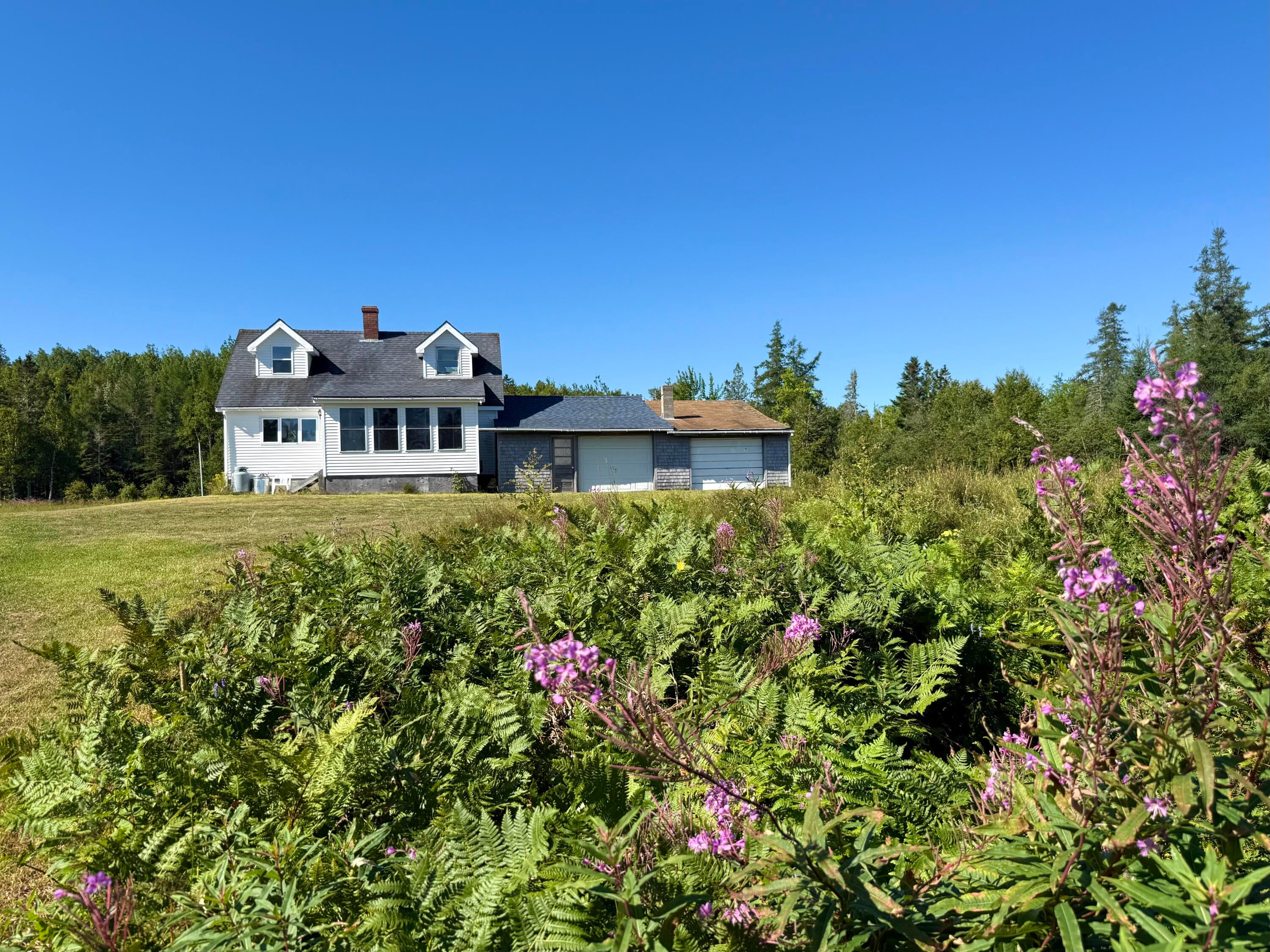 736 Leighton Point Road — photo