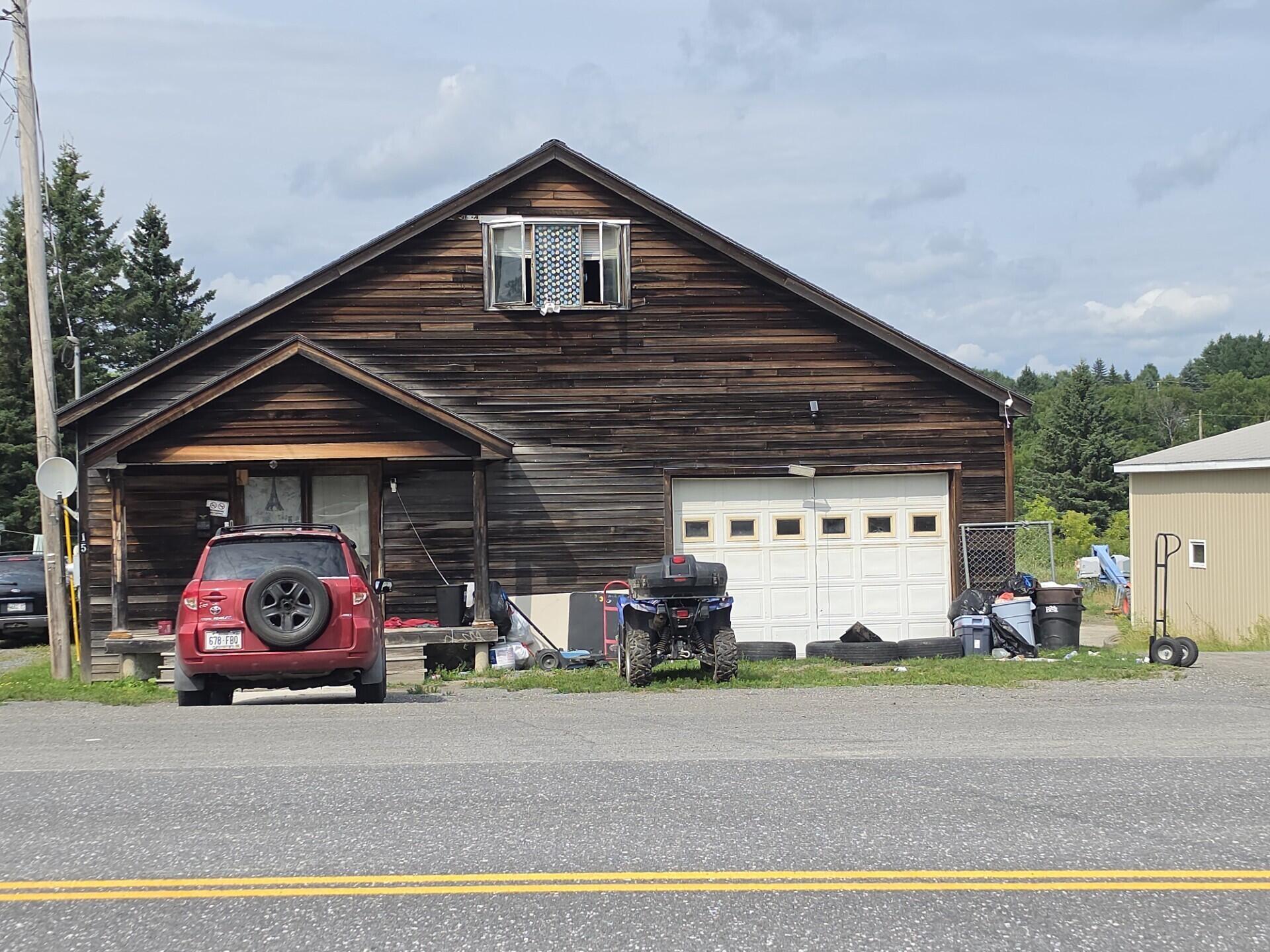 15 Access Highway — photo