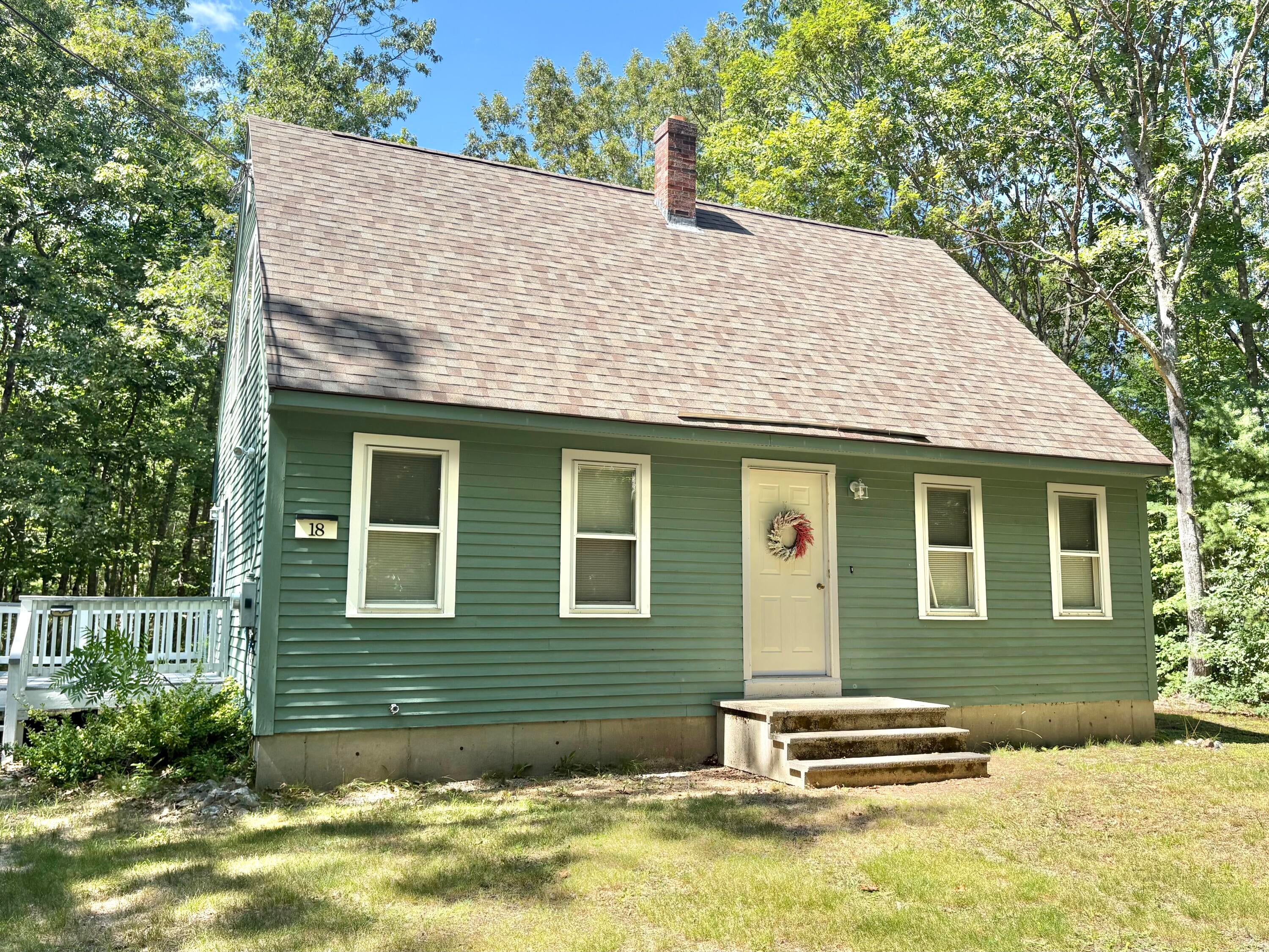 18 Littlefield Drive — photo