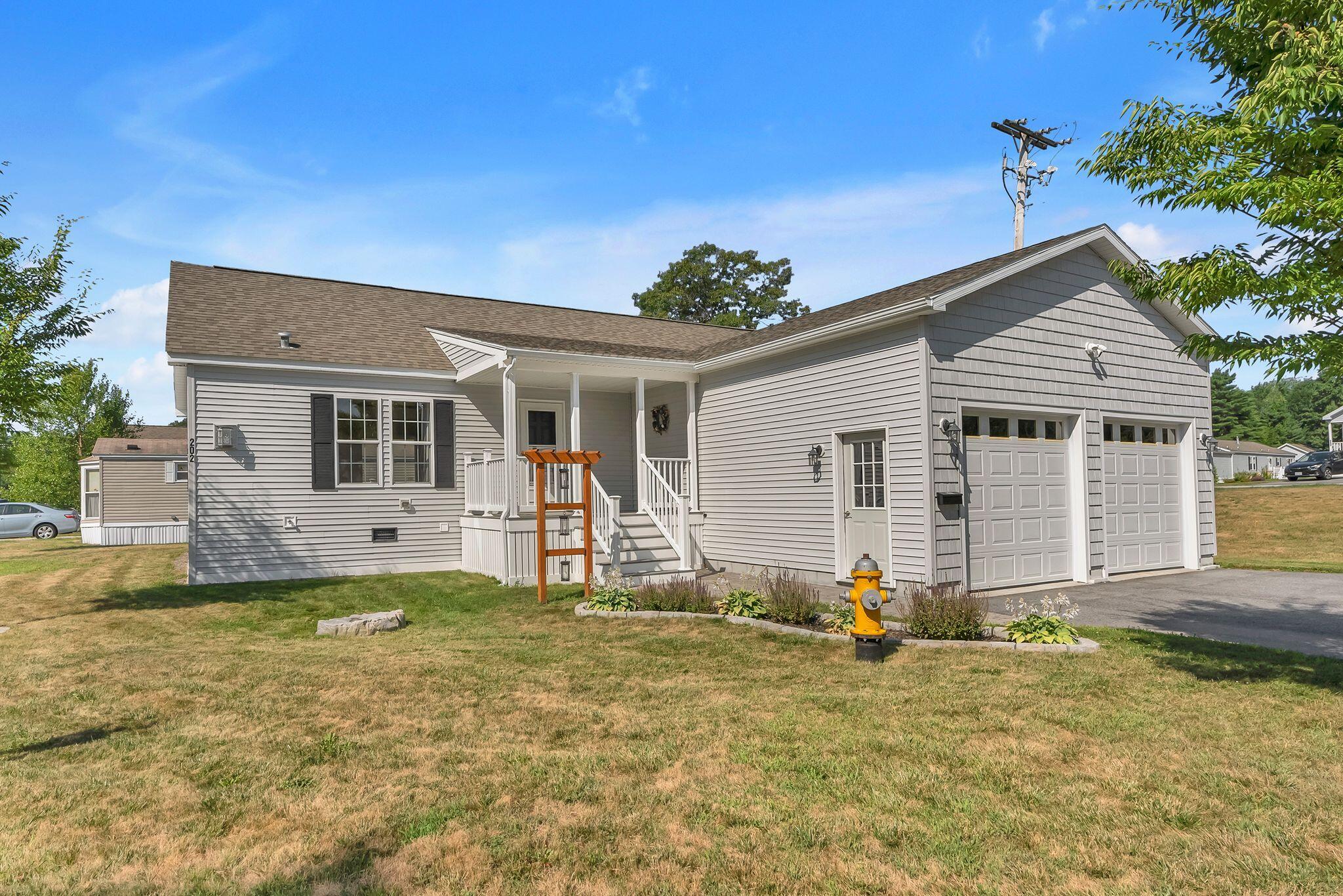 202 Emerald Drive — photo