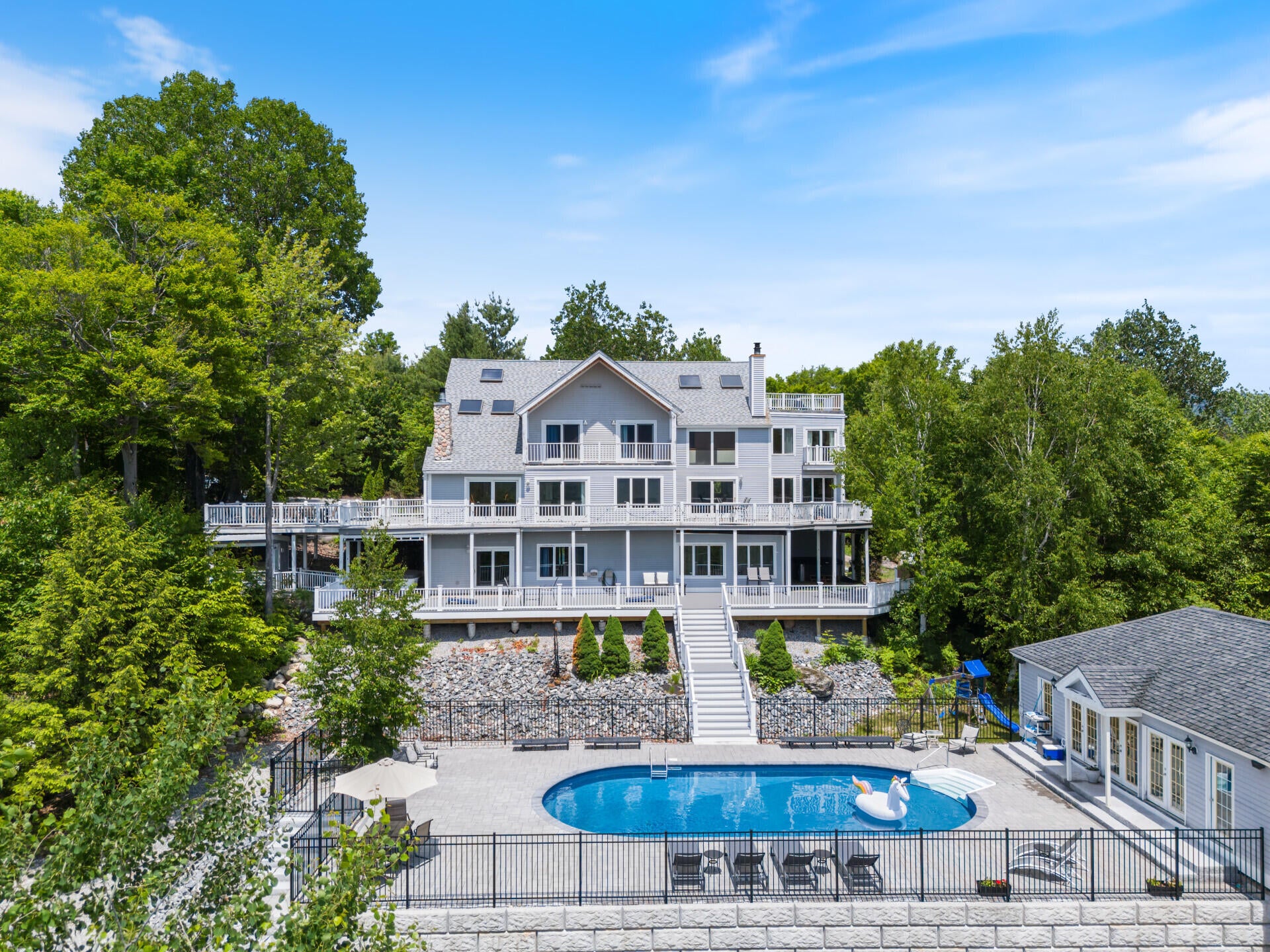 39 Mammoth Drive 1 — photo