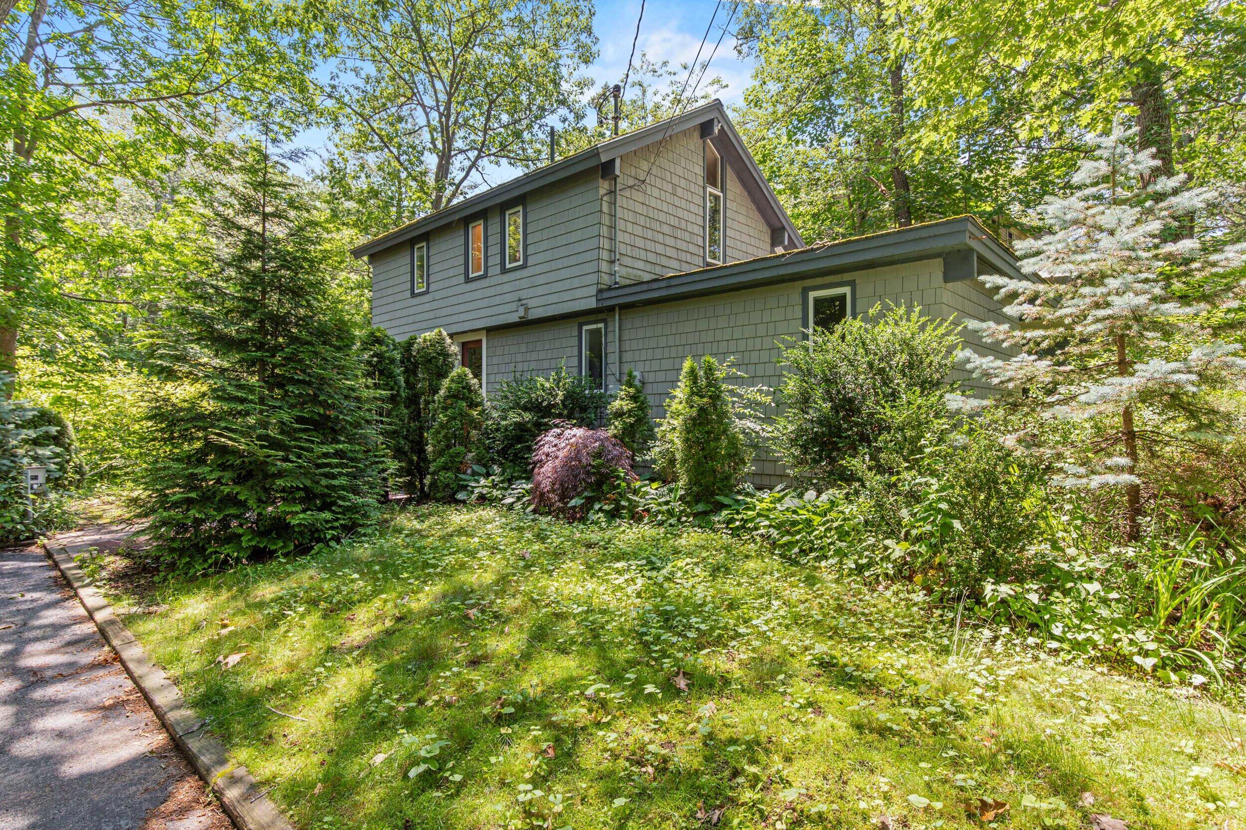 71 Stonybrook Road — photo