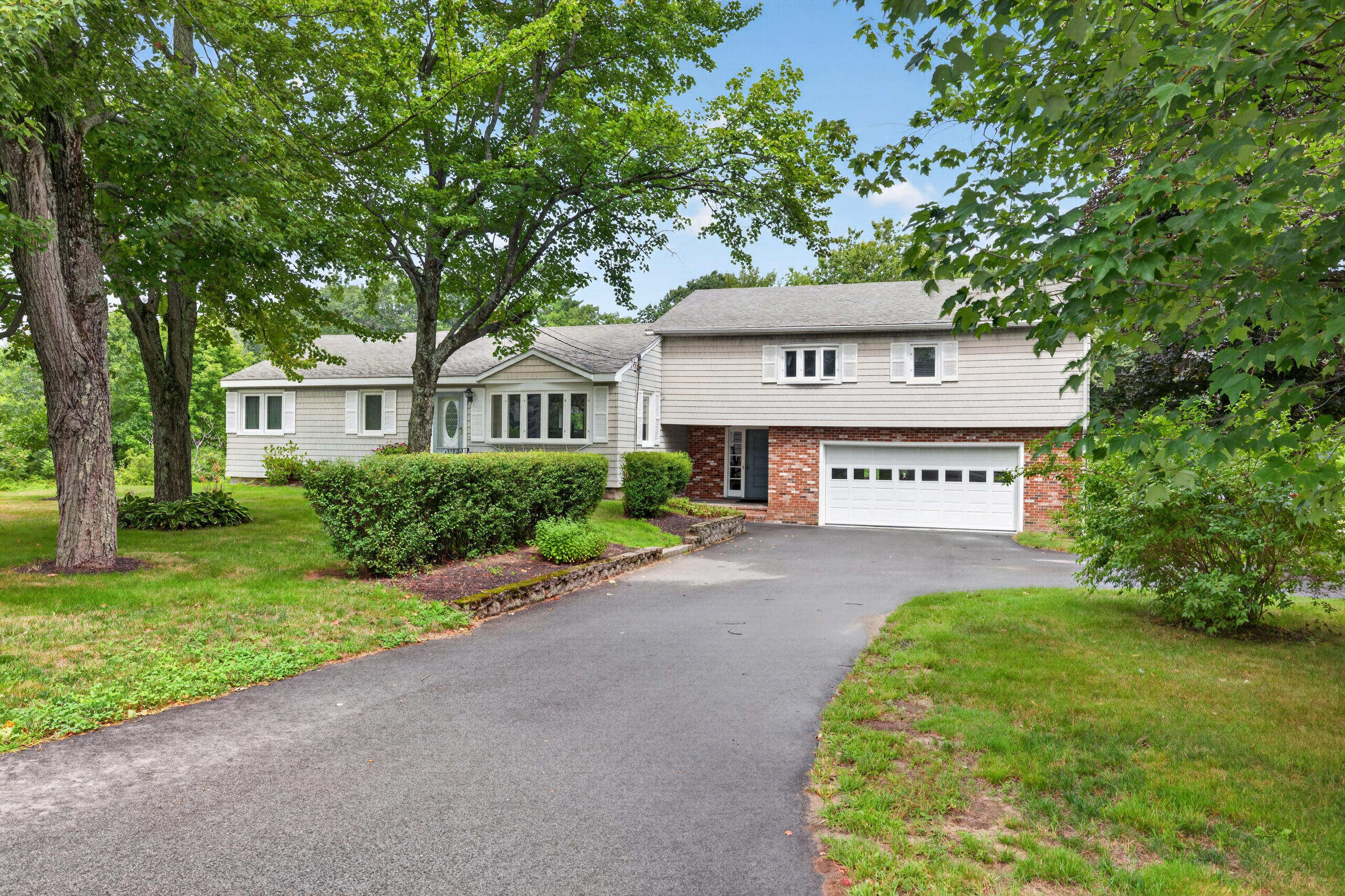 150 Ossipee Trail E, Standish, ME 04084