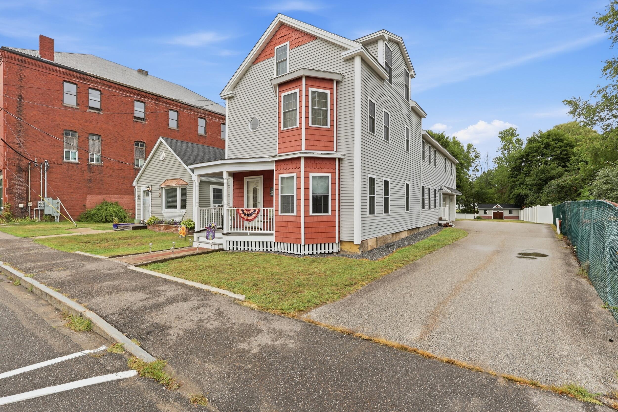 45 Main Street — photo