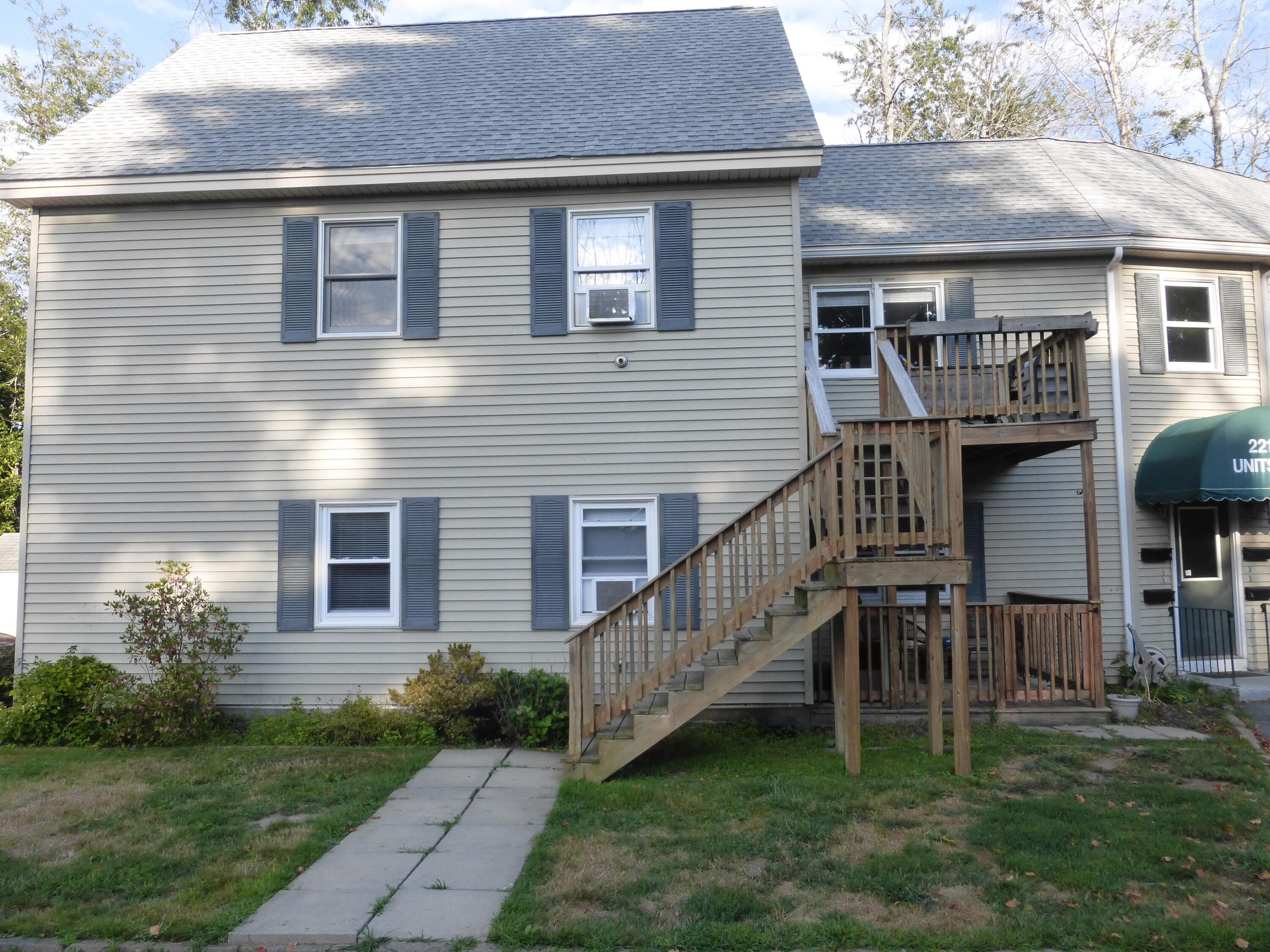 221 Longfellow Street 4 — photo