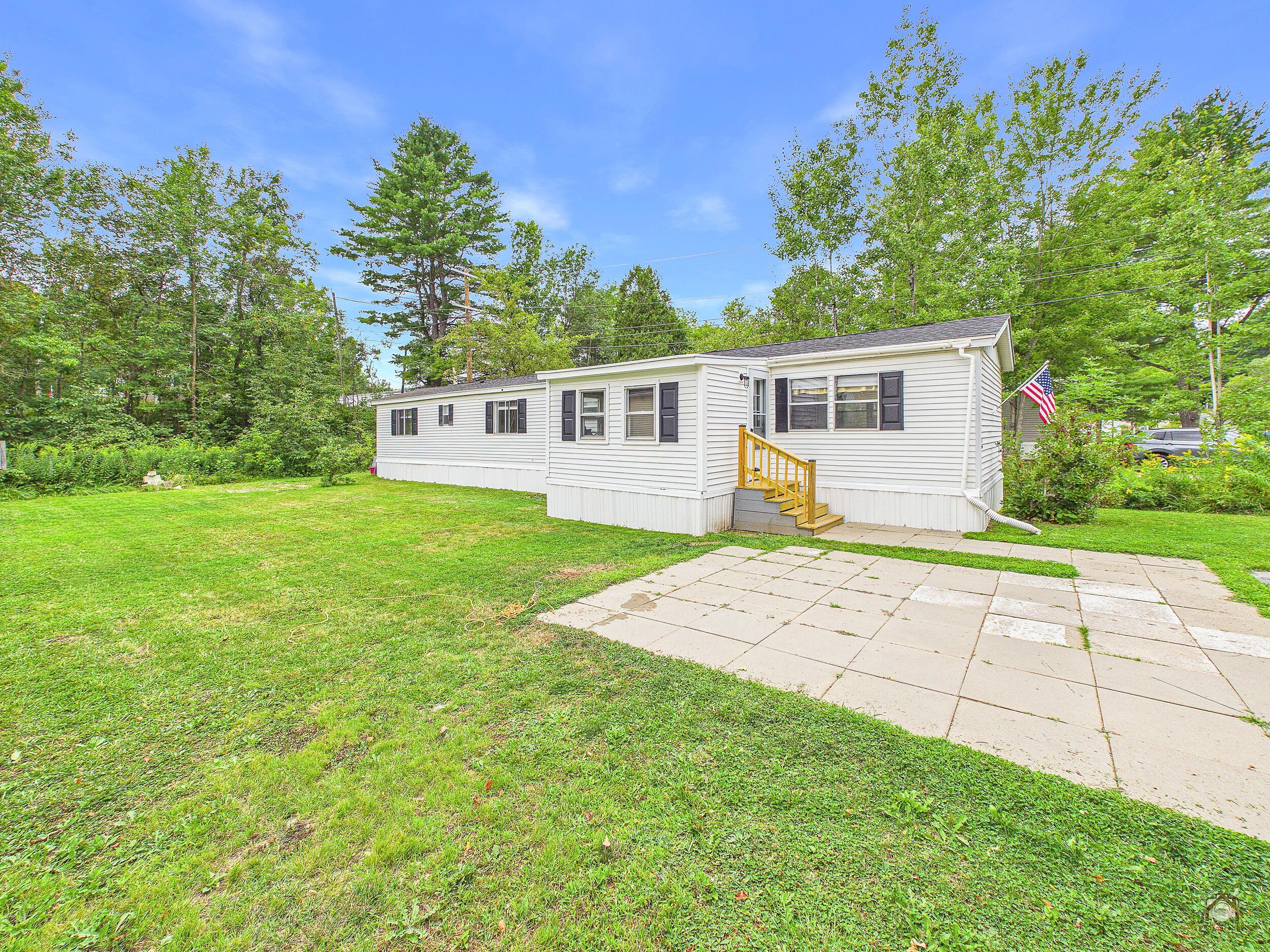 Home in Augusta, ME 04330 — photo 2