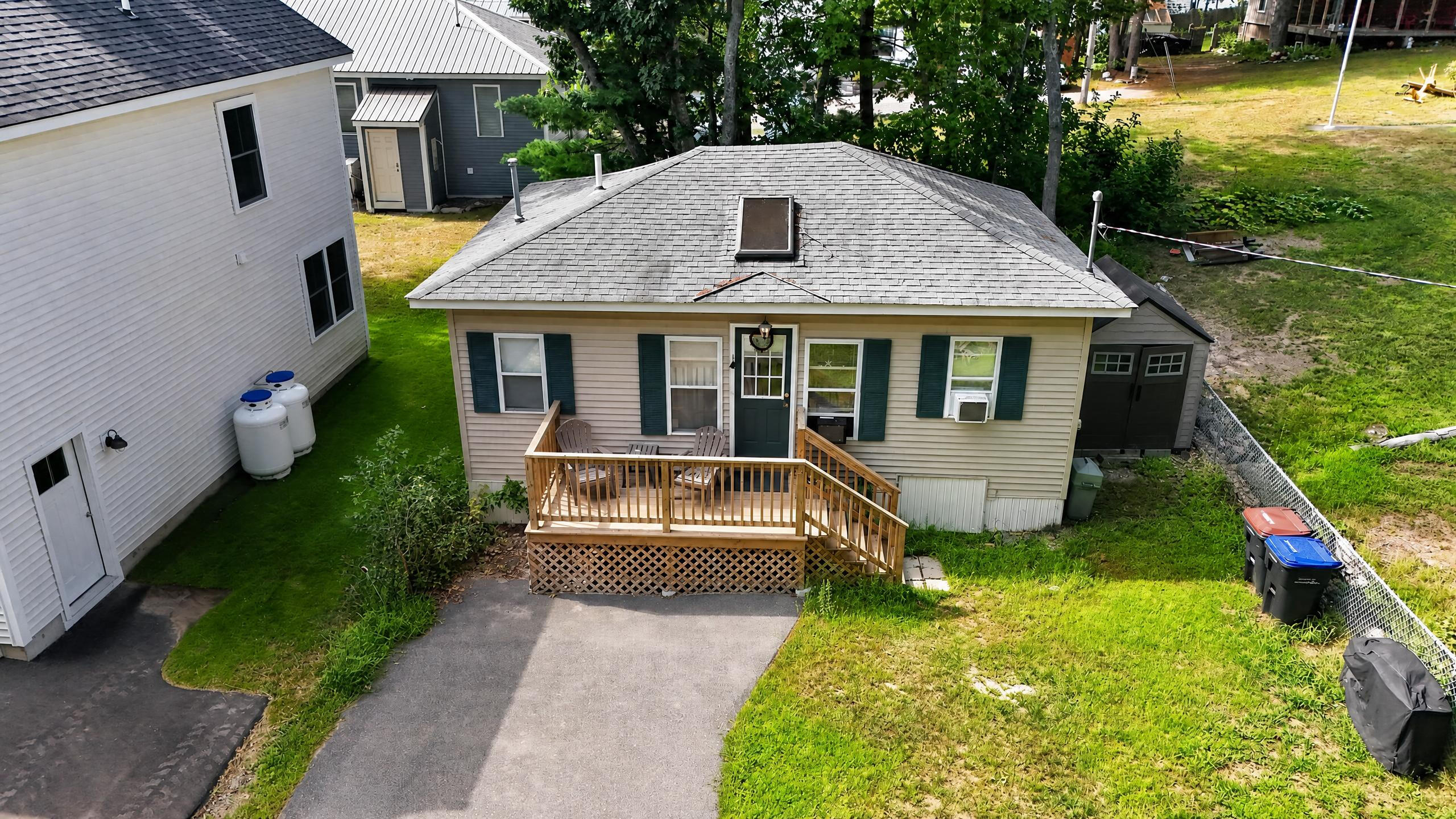 4 Ivy Avenue — photo