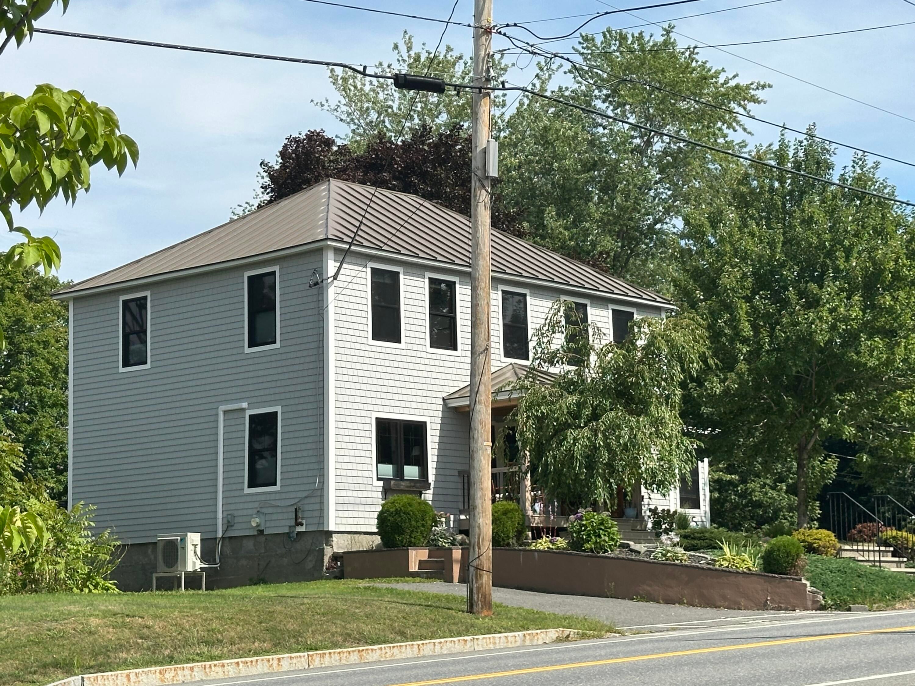 101 Main Street — photo
