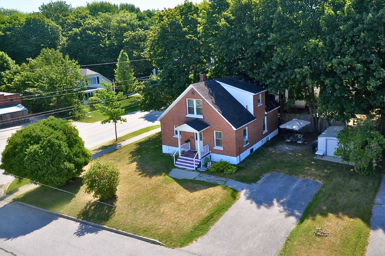271 South Main Street — photo